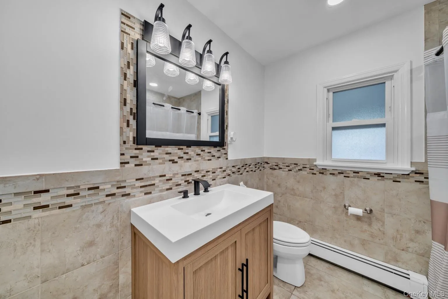 91 Haynes Avenue, Islip, NY, 3 Bedrooms Bedrooms, 7 Rooms Rooms,1 BathroomBathrooms,Residential,For Rent,Haynes,0,1044056 91 Haynes Avenue, Islip, NY, 3 Bedrooms Bedrooms, 7 Rooms Rooms,1 BathroomBathrooms,Residential,For Rent,Haynes,0,1044056