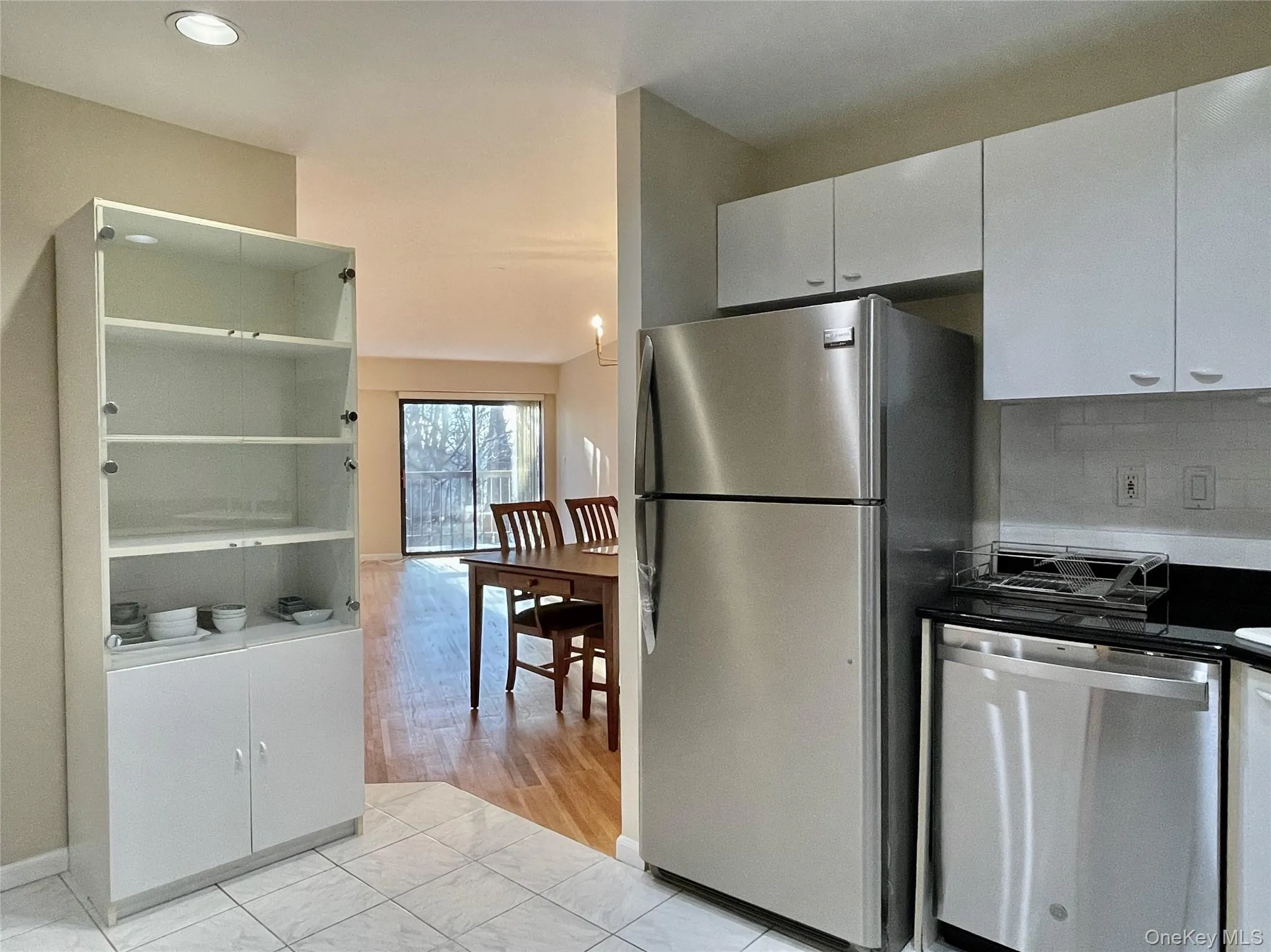 24 Ray Place, Eastchester, NY, 2 Bedrooms Bedrooms, 4 Rooms Rooms,2 BathroomsBathrooms,Residential Lease,For Rent,Ray,0,1044057 24 Ray Place, Eastchester, NY, 2 Bedrooms Bedrooms, 4 Rooms Rooms,2 BathroomsBathrooms,Residential Lease,For Rent,Ray,0,1044057