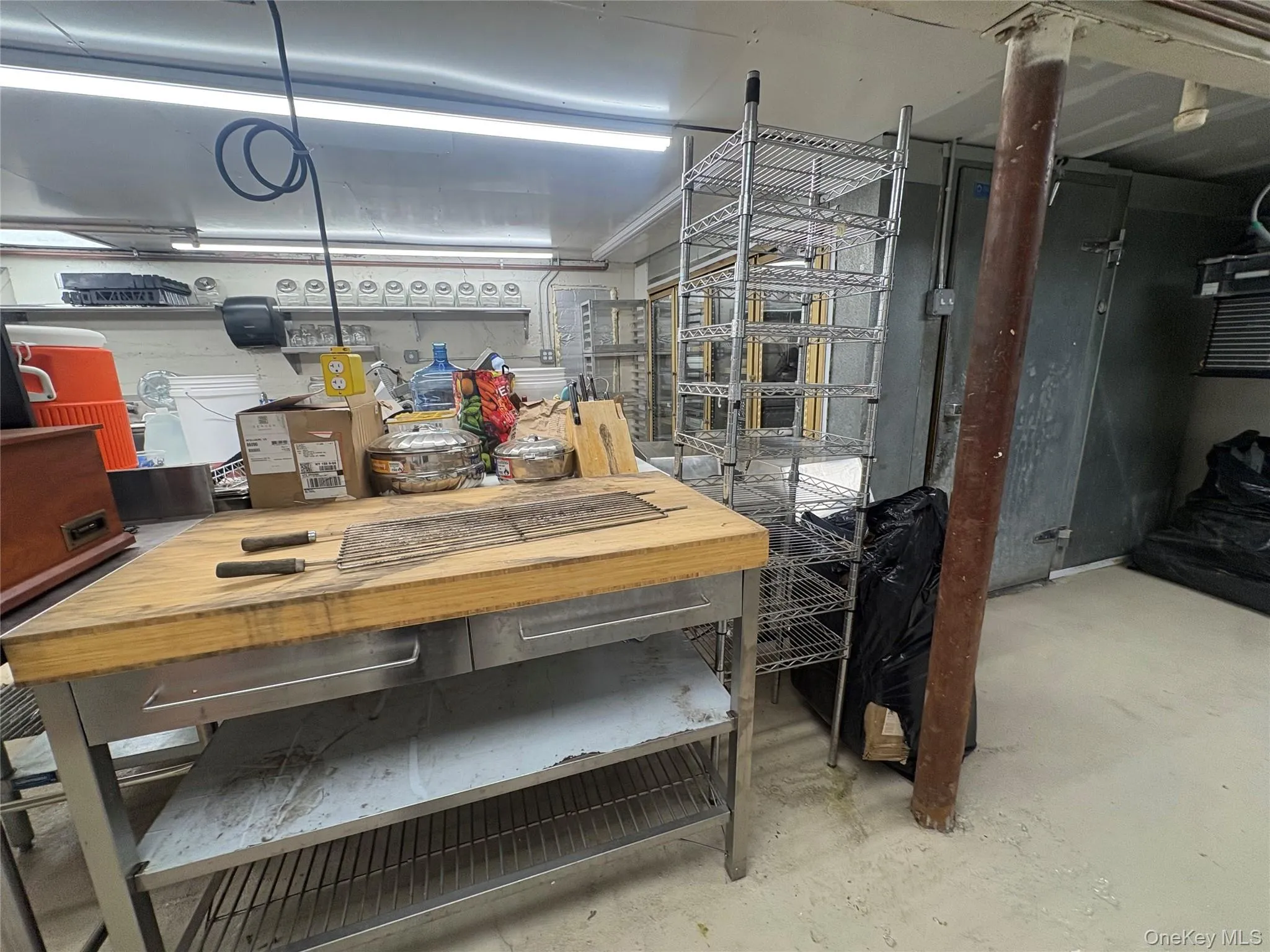 41-09 Broadway, New York, NY, ,Commercial Lease,For Rent,Broadway,0,1044059 41-09 Broadway, New York, NY, ,Commercial Lease,For Rent,Broadway,0,1044059