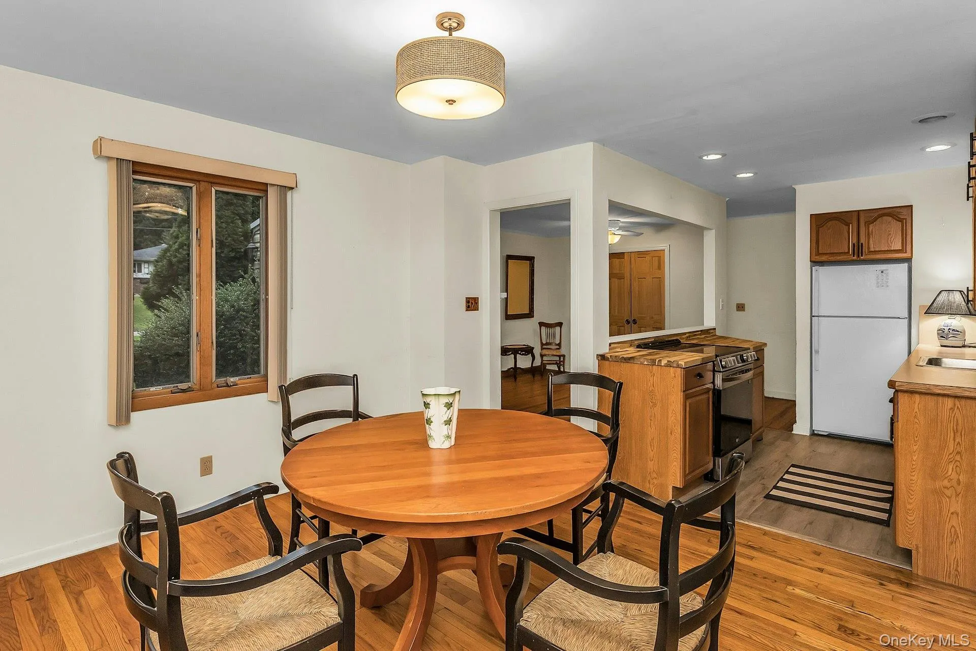 176 Side Road, Riverhead, NY, 3 Bedrooms Bedrooms, 7 Rooms Rooms,2 BathroomsBathrooms,Residential,For Rent,Side,0,1044062 176 Side Road, Riverhead, NY, 3 Bedrooms Bedrooms, 7 Rooms Rooms,2 BathroomsBathrooms,Residential,For Rent,Side,0,1044062