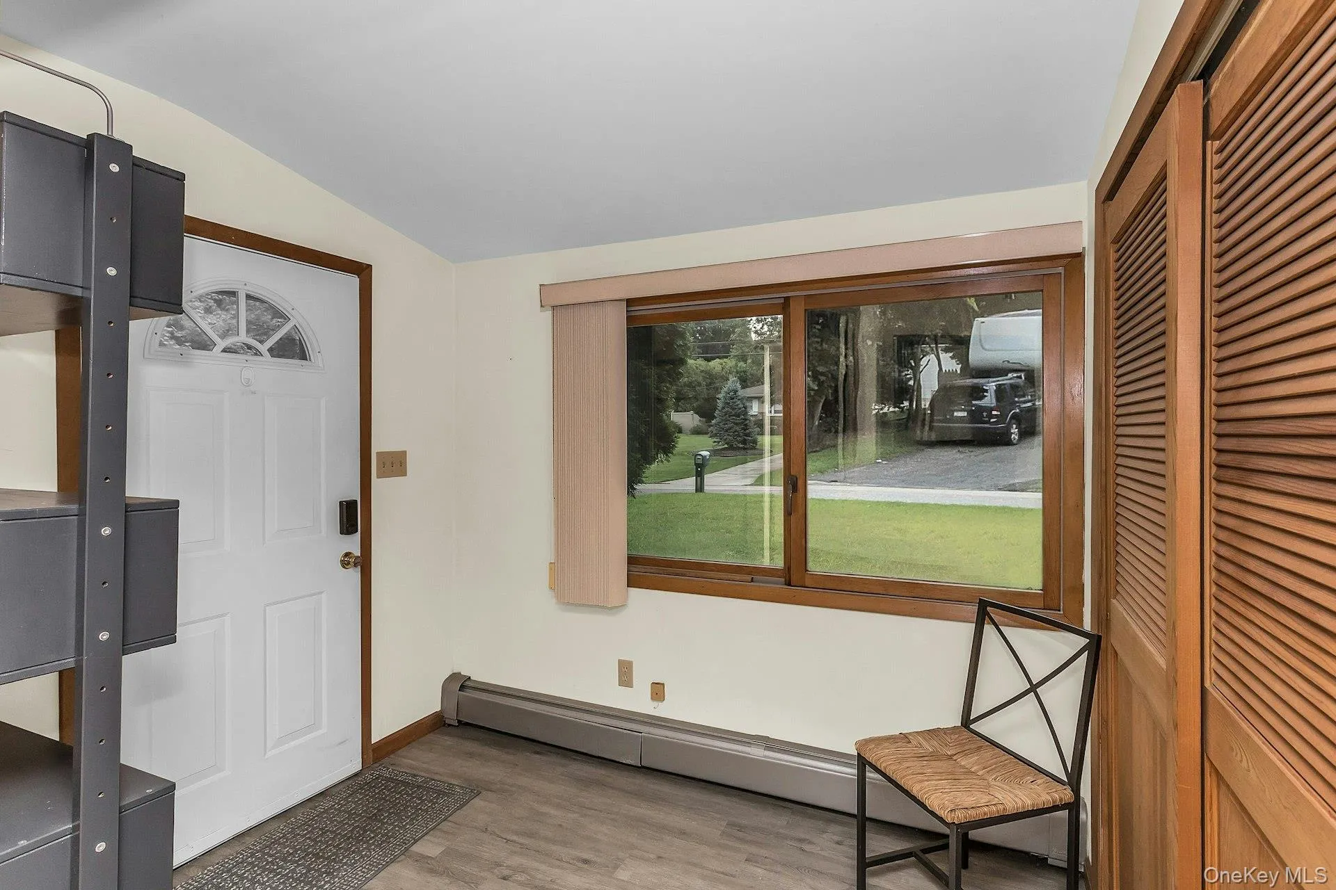 176 Side Road, Riverhead, NY, 3 Bedrooms Bedrooms, 7 Rooms Rooms,2 BathroomsBathrooms,Residential,For Rent,Side,0,1044062 176 Side Road, Riverhead, NY, 3 Bedrooms Bedrooms, 7 Rooms Rooms,2 BathroomsBathrooms,Residential,For Rent,Side,0,1044062