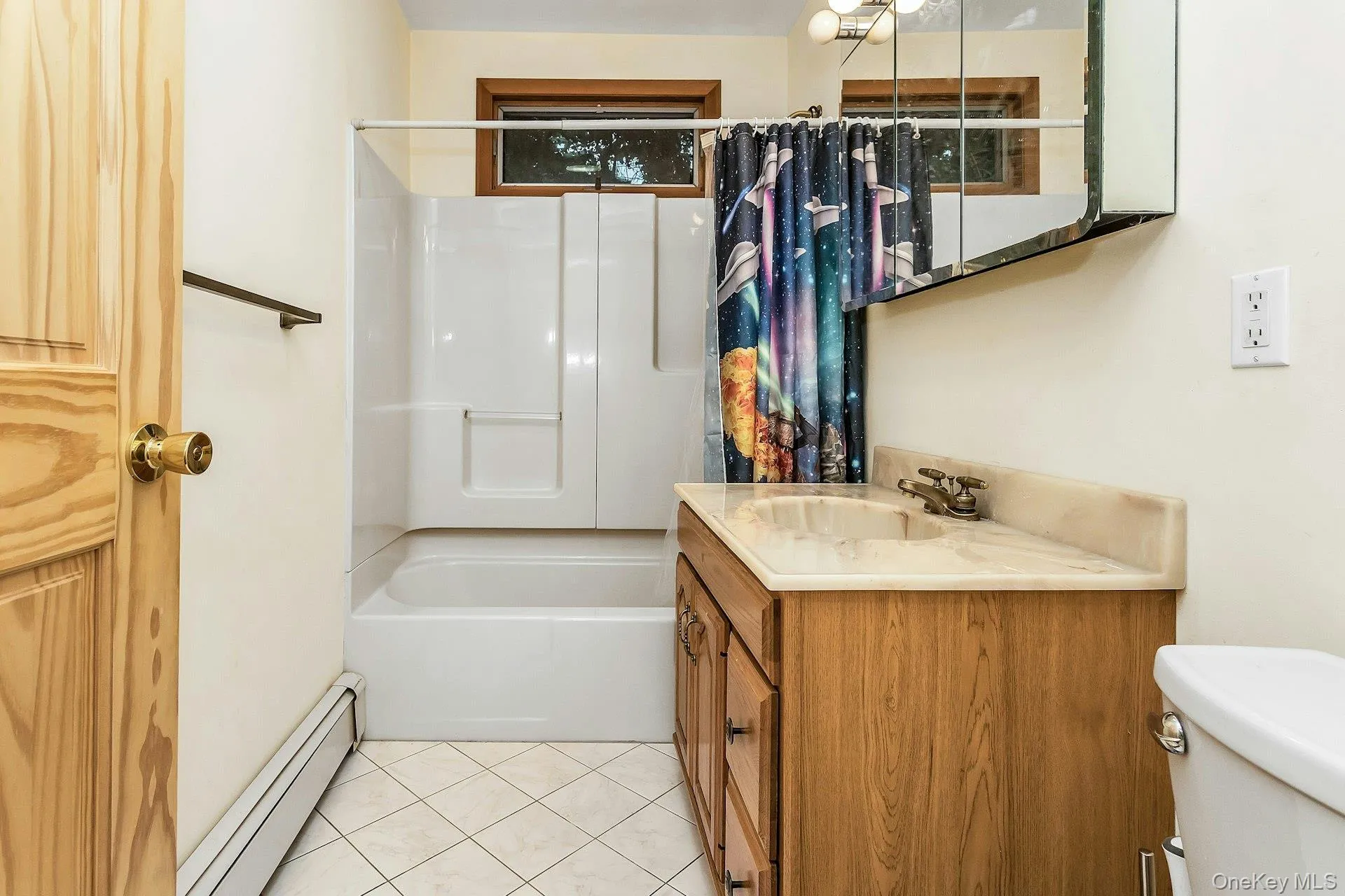 176 Side Road, Riverhead, NY, 3 Bedrooms Bedrooms, 7 Rooms Rooms,2 BathroomsBathrooms,Residential,For Rent,Side,0,1044062 176 Side Road, Riverhead, NY, 3 Bedrooms Bedrooms, 7 Rooms Rooms,2 BathroomsBathrooms,Residential,For Rent,Side,0,1044062