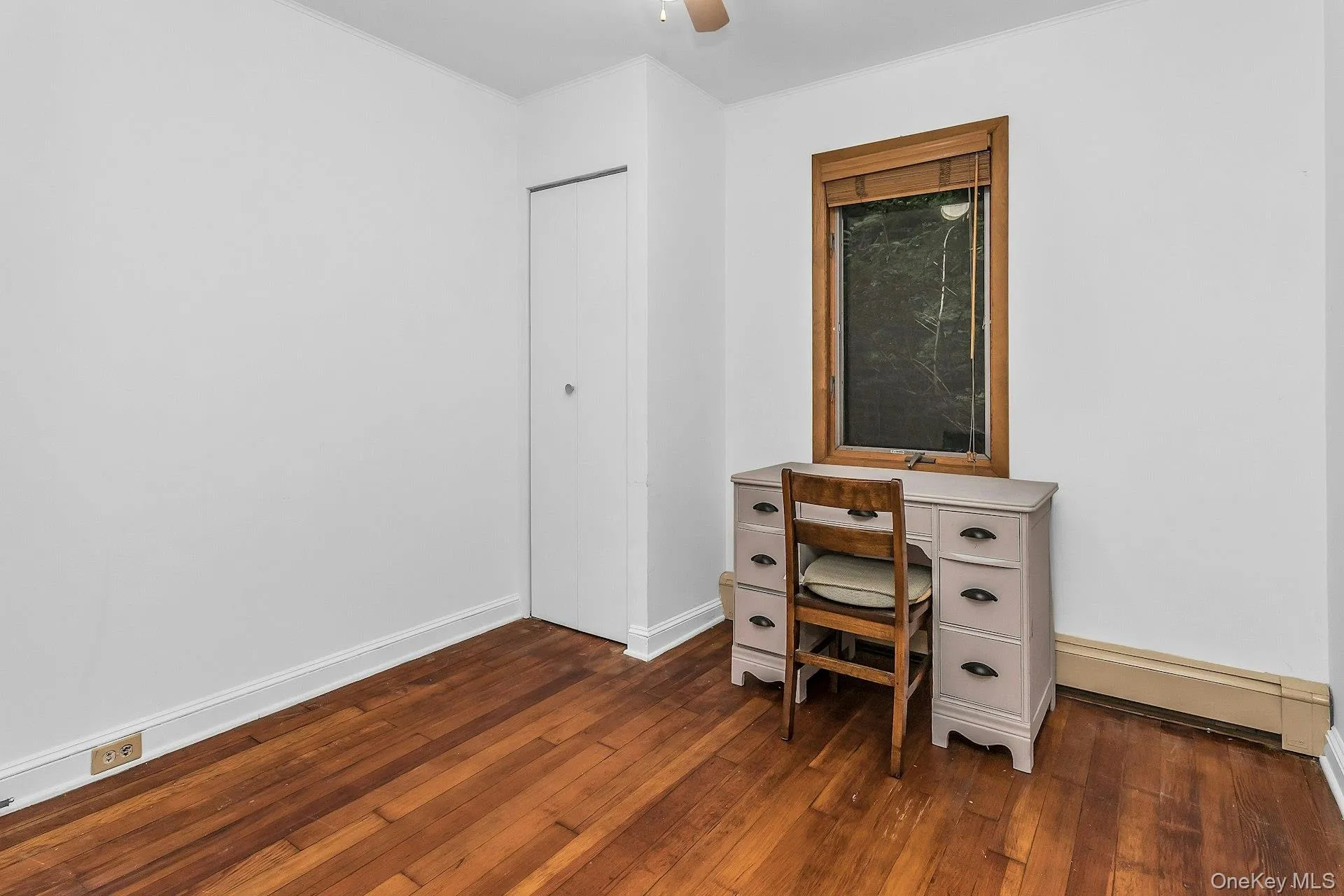 176 Side Road, Riverhead, NY, 3 Bedrooms Bedrooms, 7 Rooms Rooms,2 BathroomsBathrooms,Residential,For Rent,Side,0,1044062 176 Side Road, Riverhead, NY, 3 Bedrooms Bedrooms, 7 Rooms Rooms,2 BathroomsBathrooms,Residential,For Rent,Side,0,1044062