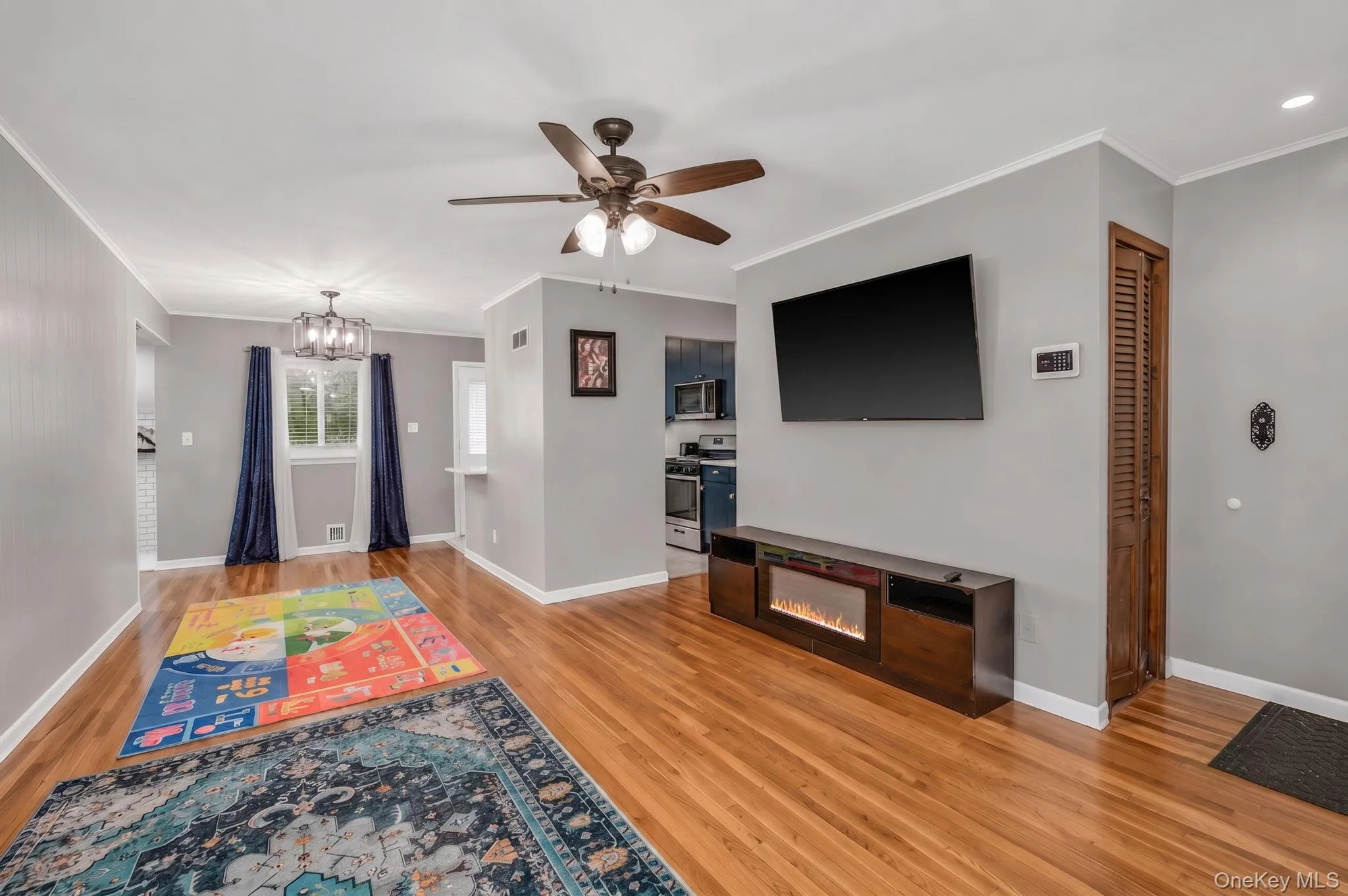 285 9th Street, Babylon, NY, 3 Bedrooms Bedrooms, 7 Rooms Rooms,1 BathroomBathrooms,Residential,For Rent,9th,0,1044065 285 9th Street, Babylon, NY, 3 Bedrooms Bedrooms, 7 Rooms Rooms,1 BathroomBathrooms,Residential,For Rent,9th,0,1044065