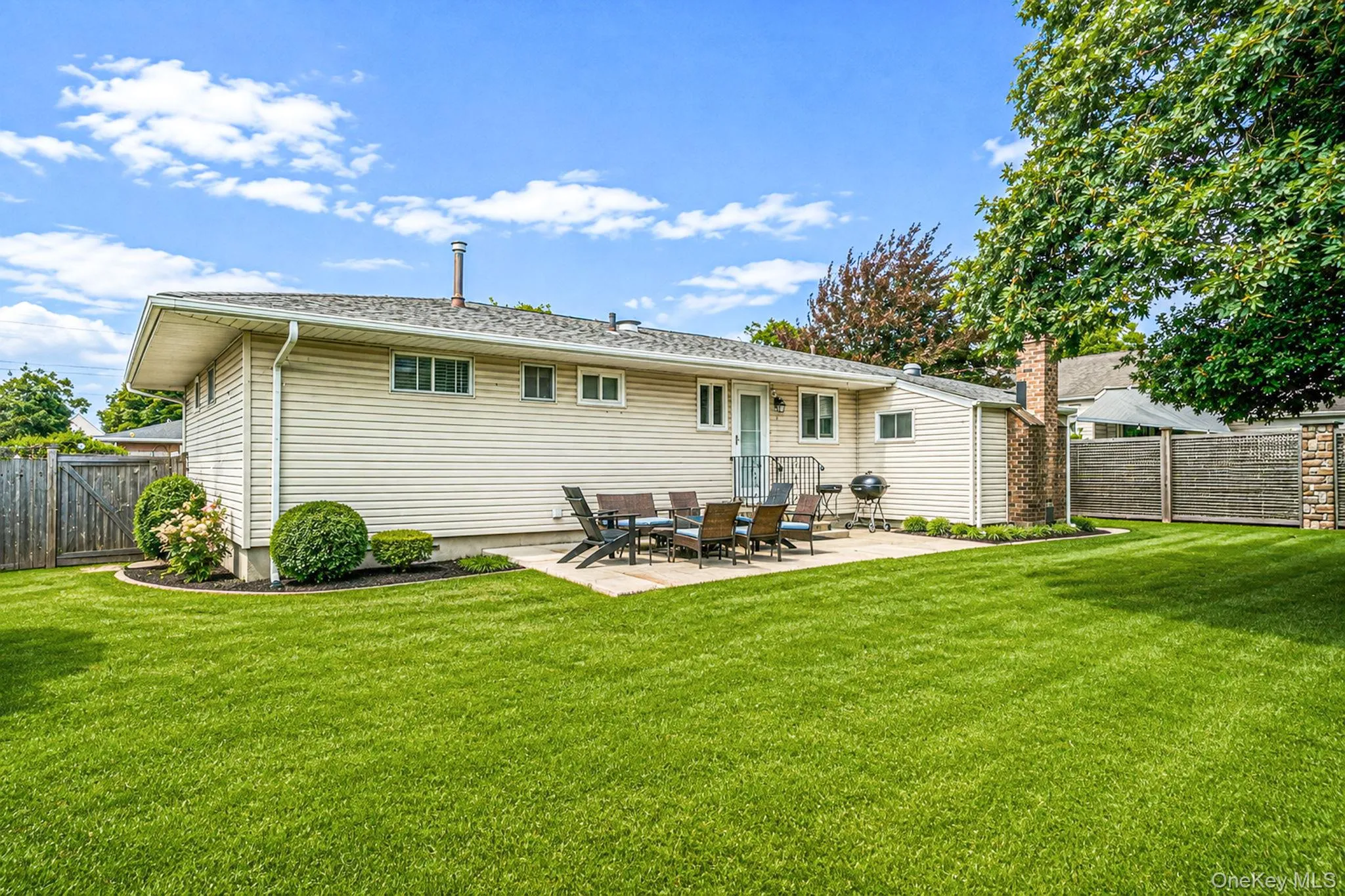 285 9th Street, Babylon, NY, 3 Bedrooms Bedrooms, 7 Rooms Rooms,1 BathroomBathrooms,Residential,For Rent,9th,0,1044065 285 9th Street, Babylon, NY, 3 Bedrooms Bedrooms, 7 Rooms Rooms,1 BathroomBathrooms,Residential,For Rent,9th,0,1044065