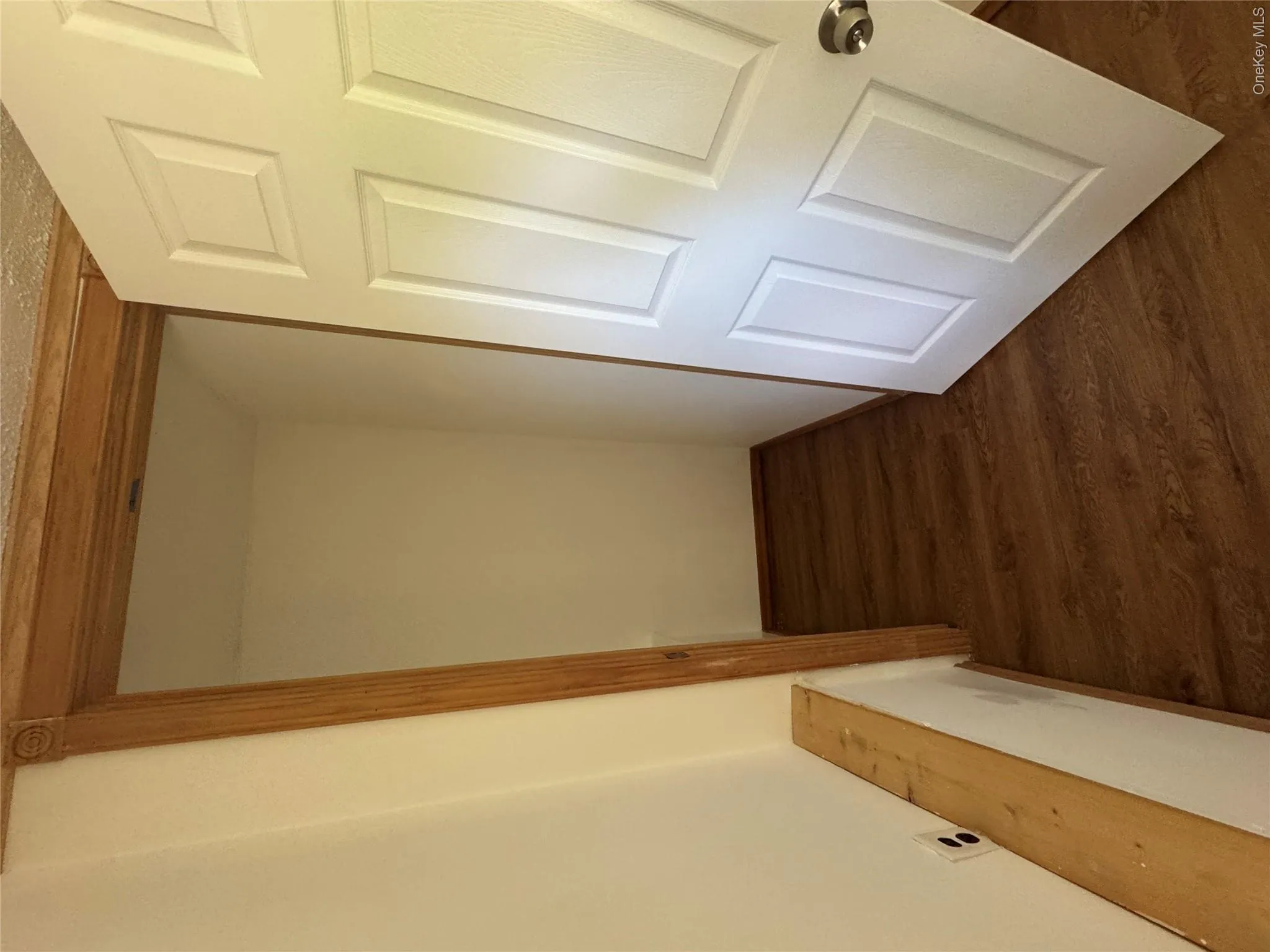 bed 2 closet bed 2 closet