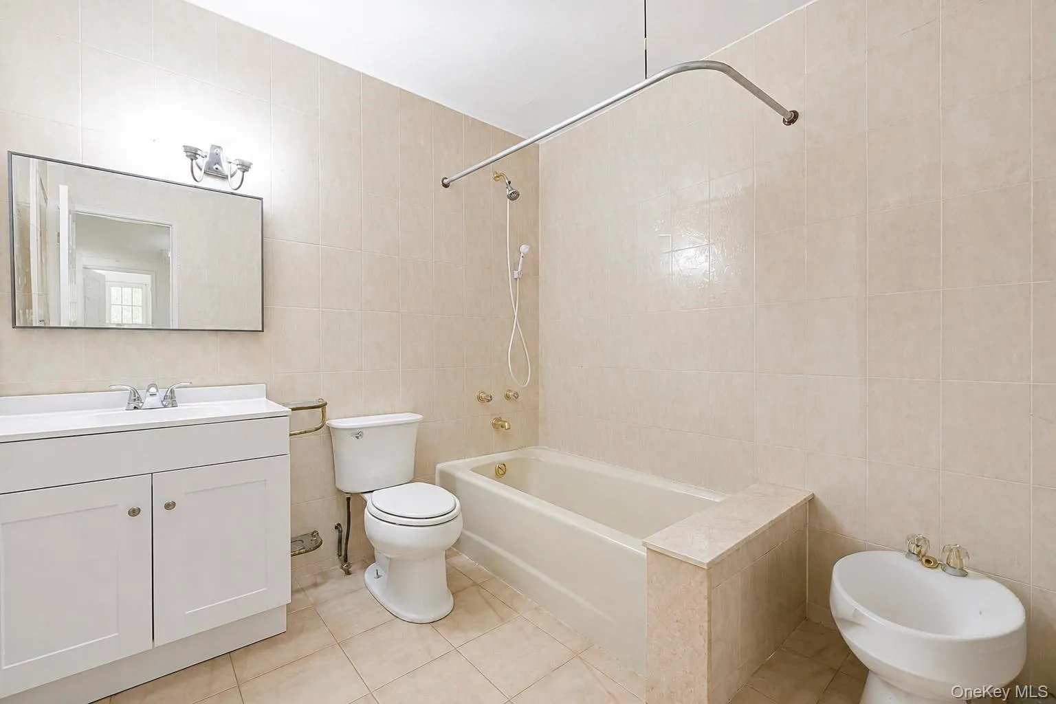 43 harrison drive, Brookhaven, NY, 4 Bedrooms Bedrooms, 9 Rooms Rooms,3 BathroomsBathrooms,Residential,For Rent,harrison drive,0,1044067 43 harrison drive, Brookhaven, NY, 4 Bedrooms Bedrooms, 9 Rooms Rooms,3 BathroomsBathrooms,Residential,For Rent,harrison drive,0,1044067
