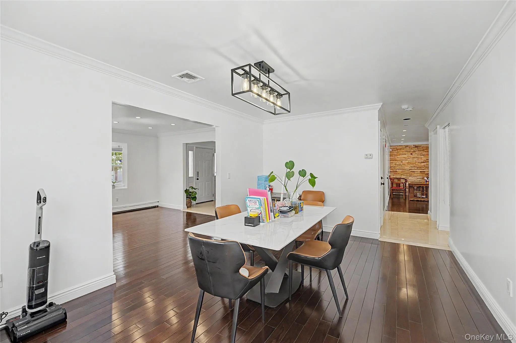2455 7th Avenue, Hempstead, NY, 4 Bedrooms Bedrooms, 9 Rooms Rooms,3 BathroomsBathrooms,Residential,For Rent,7th,0,1044072 2455 7th Avenue, Hempstead, NY, 4 Bedrooms Bedrooms, 9 Rooms Rooms,3 BathroomsBathrooms,Residential,For Rent,7th,0,1044072
