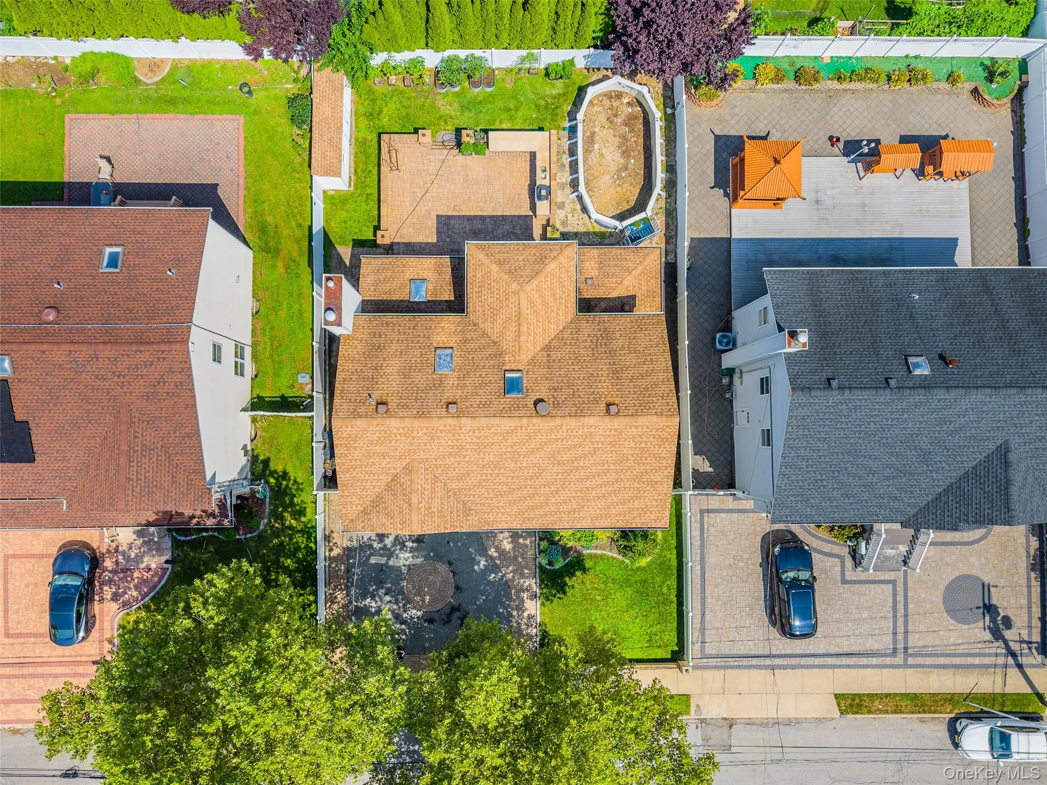 2455 7th Avenue, Hempstead, NY, 4 Bedrooms Bedrooms, 9 Rooms Rooms,3 BathroomsBathrooms,Residential,For Rent,7th,0,1044072 2455 7th Avenue, Hempstead, NY, 4 Bedrooms Bedrooms, 9 Rooms Rooms,3 BathroomsBathrooms,Residential,For Rent,7th,0,1044072