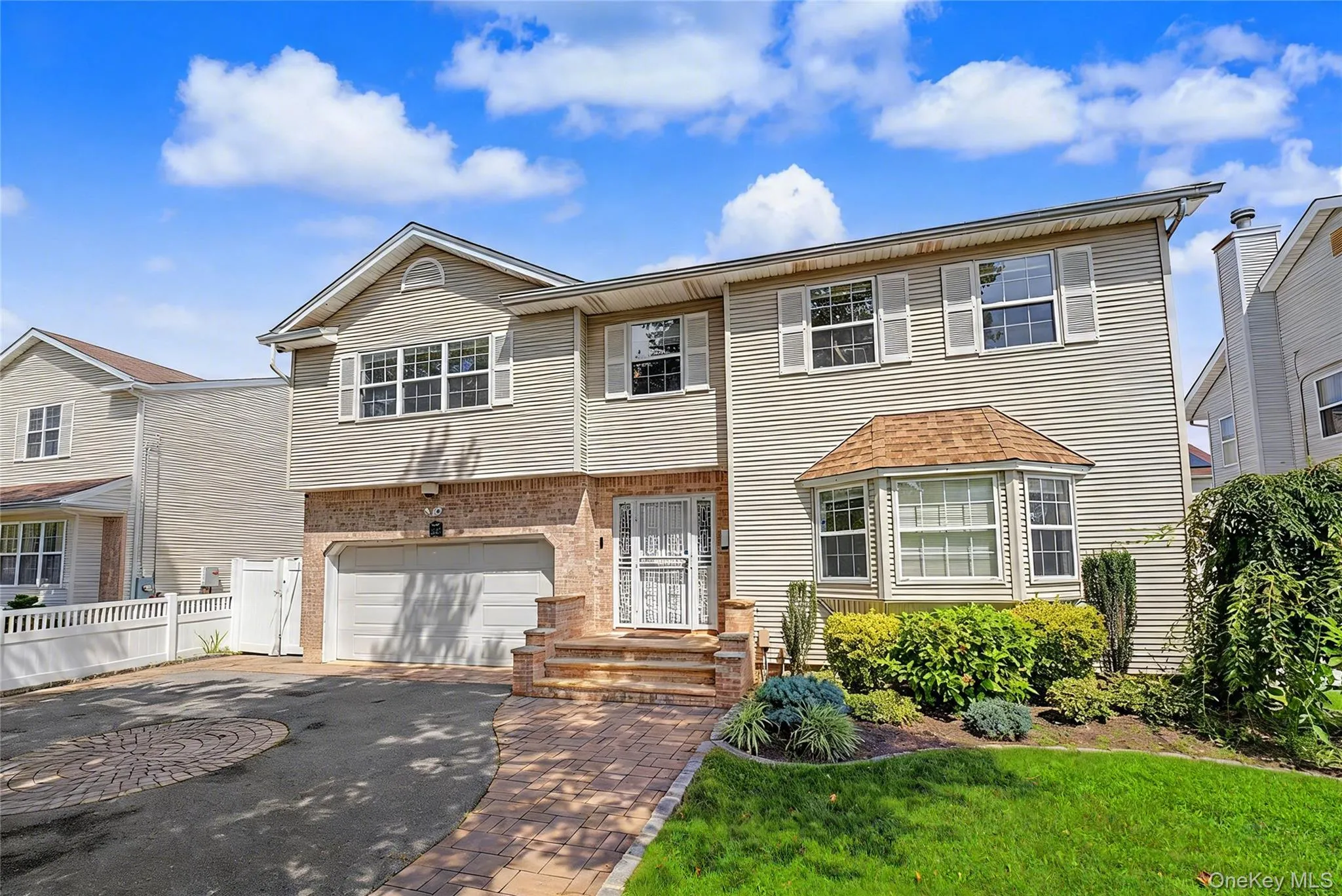 2455 7th Avenue, Hempstead, NY, 4 Bedrooms Bedrooms, 9 Rooms Rooms,3 BathroomsBathrooms,Residential,For Rent,7th,0,1044072 2455 7th Avenue, Hempstead, NY, 4 Bedrooms Bedrooms, 9 Rooms Rooms,3 BathroomsBathrooms,Residential,For Rent,7th,0,1044072