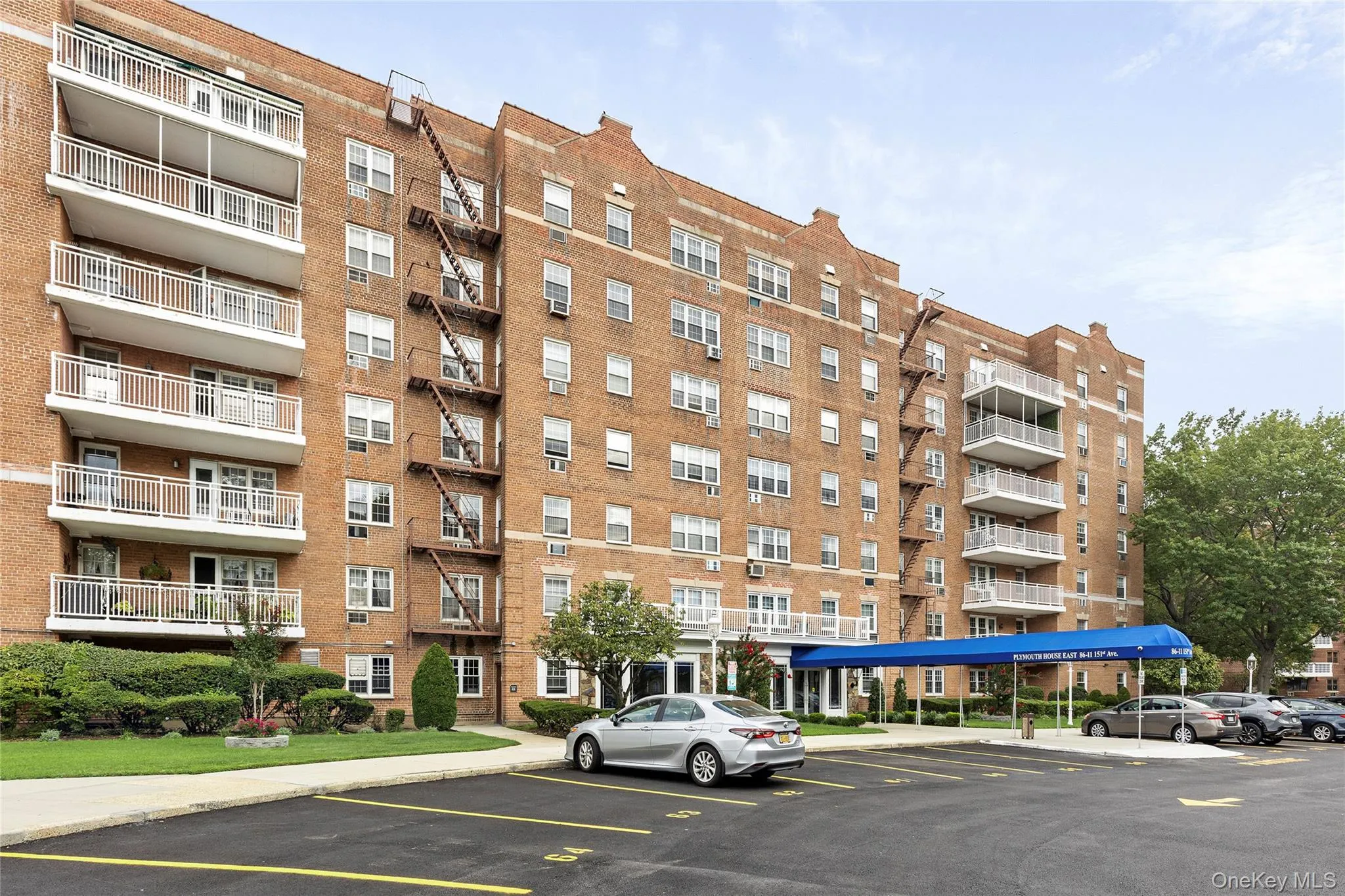 8611 151st Avenue, New York, NY, 2 Bedrooms Bedrooms, 4 Rooms Rooms,2 BathroomsBathrooms,Residential,For Rent,151st,0,1044073 8611 151st Avenue, New York, NY, 2 Bedrooms Bedrooms, 4 Rooms Rooms,2 BathroomsBathrooms,Residential,For Rent,151st,0,1044073