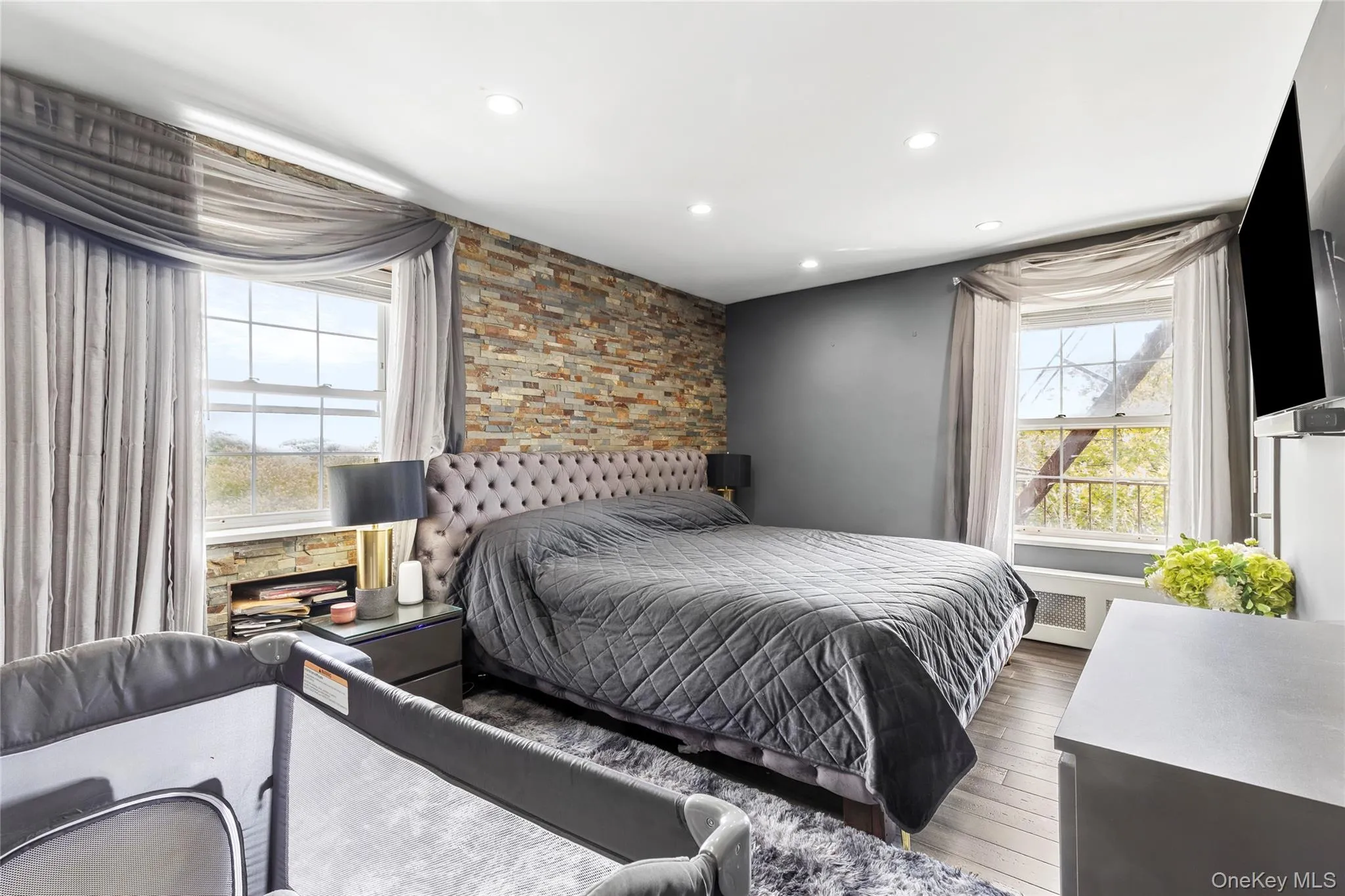 8611 151st Avenue, New York, NY, 2 Bedrooms Bedrooms, 4 Rooms Rooms,2 BathroomsBathrooms,Residential,For Rent,151st,0,1044073 8611 151st Avenue, New York, NY, 2 Bedrooms Bedrooms, 4 Rooms Rooms,2 BathroomsBathrooms,Residential,For Rent,151st,0,1044073