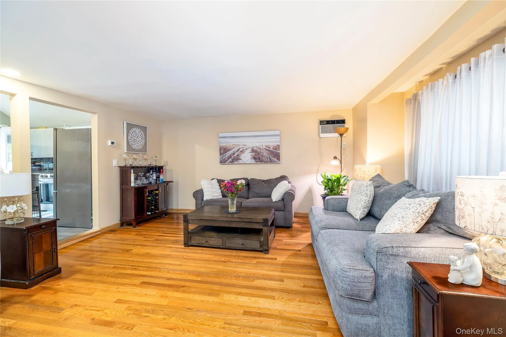 105 Wicks Lane, Hempstead, NY, 4 Bedrooms Bedrooms, 7 Rooms Rooms,3 BathroomsBathrooms,Residential,For Rent,Wicks,0,1044076 105 Wicks Lane, Hempstead, NY, 4 Bedrooms Bedrooms, 7 Rooms Rooms,3 BathroomsBathrooms,Residential,For Rent,Wicks,0,1044076