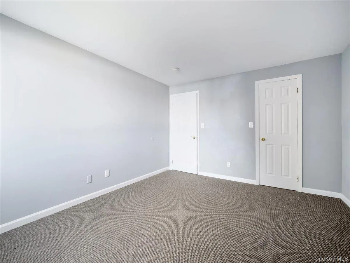 202 Country Club Lane, Haverstraw, NY, 2 Bedrooms Bedrooms, 5 Rooms Rooms,2 BathroomsBathrooms,Residential,For Rent,Country Club,0,1044077 202 Country Club Lane, Haverstraw, NY, 2 Bedrooms Bedrooms, 5 Rooms Rooms,2 BathroomsBathrooms,Residential,For Rent,Country Club,0,1044077