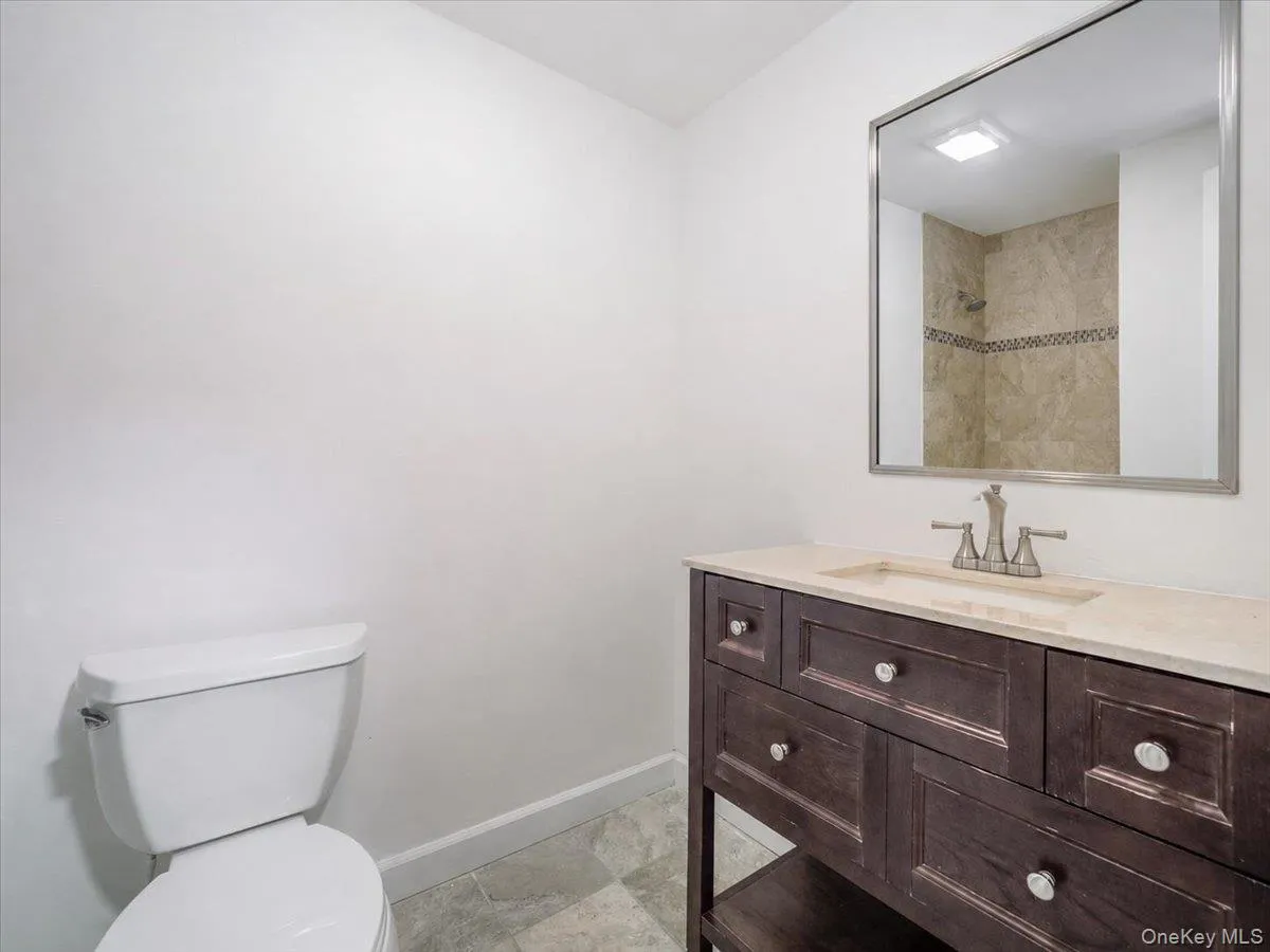 202 Country Club Lane, Haverstraw, NY, 2 Bedrooms Bedrooms, 5 Rooms Rooms,2 BathroomsBathrooms,Residential,For Rent,Country Club,0,1044077 202 Country Club Lane, Haverstraw, NY, 2 Bedrooms Bedrooms, 5 Rooms Rooms,2 BathroomsBathrooms,Residential,For Rent,Country Club,0,1044077