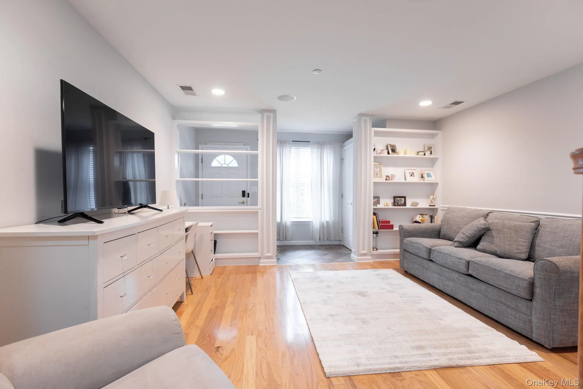 32 Bridge Lane, Haverstraw, NY, 2 Bedrooms Bedrooms, 7 Rooms Rooms,2 BathroomsBathrooms,Residential,For Rent,Bridge,0,1044083 32 Bridge Lane, Haverstraw, NY, 2 Bedrooms Bedrooms, 7 Rooms Rooms,2 BathroomsBathrooms,Residential,For Rent,Bridge,0,1044083