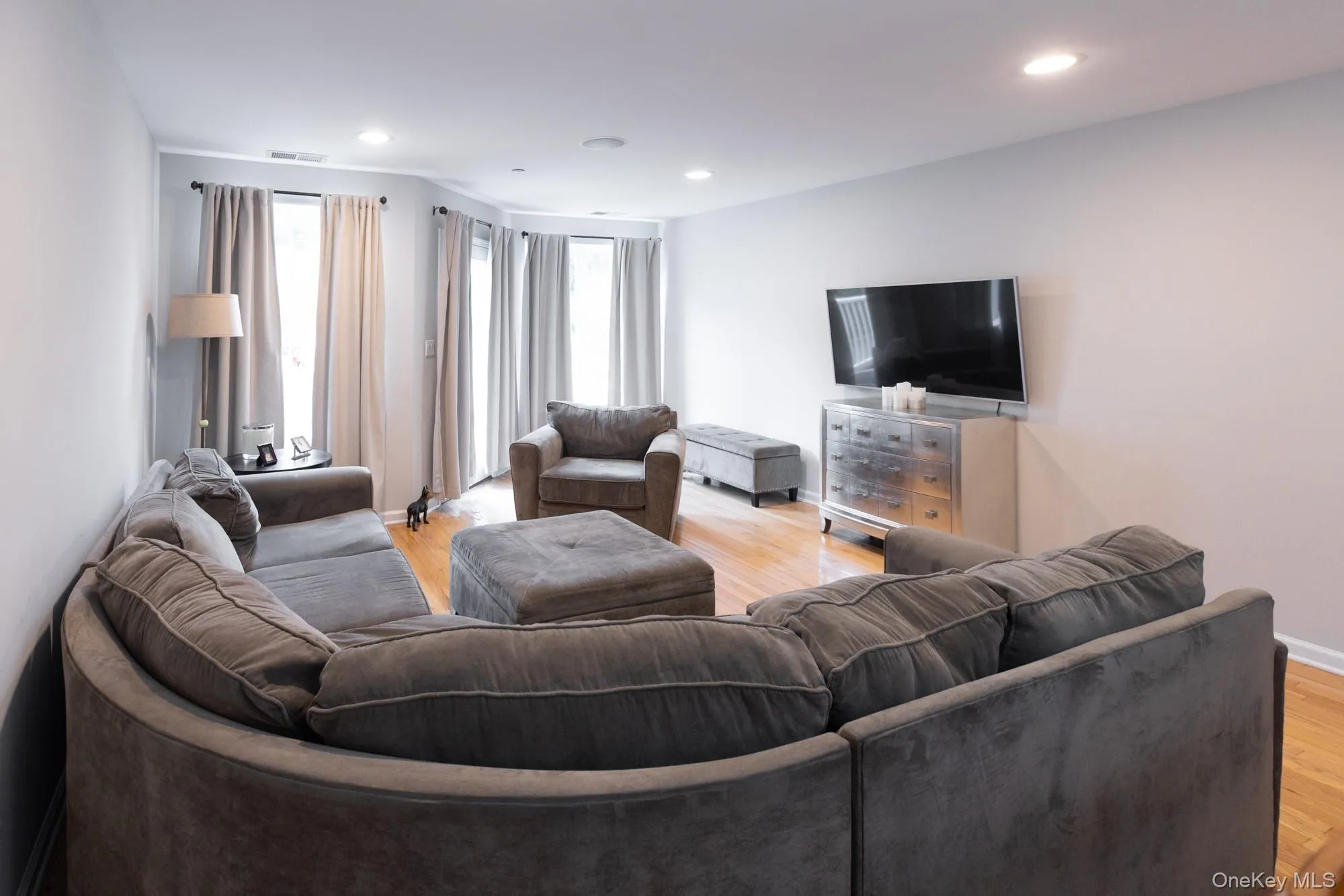 32 Bridge Lane, Haverstraw, NY, 2 Bedrooms Bedrooms, 7 Rooms Rooms,2 BathroomsBathrooms,Residential,For Rent,Bridge,0,1044083 32 Bridge Lane, Haverstraw, NY, 2 Bedrooms Bedrooms, 7 Rooms Rooms,2 BathroomsBathrooms,Residential,For Rent,Bridge,0,1044083