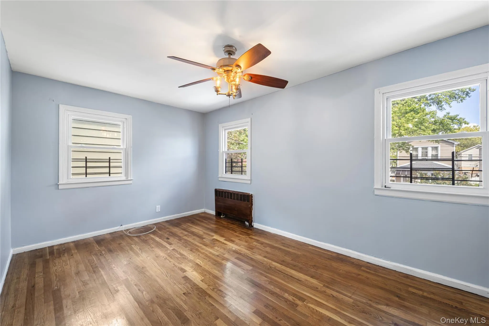 4225 Wilder Avenue, New York, NY, 3 Bedrooms Bedrooms, 5 Rooms Rooms,1 BathroomBathrooms,Residential Lease,For Rent,Wilder,0,1044084 4225 Wilder Avenue, New York, NY, 3 Bedrooms Bedrooms, 5 Rooms Rooms,1 BathroomBathrooms,Residential Lease,For Rent,Wilder,0,1044084