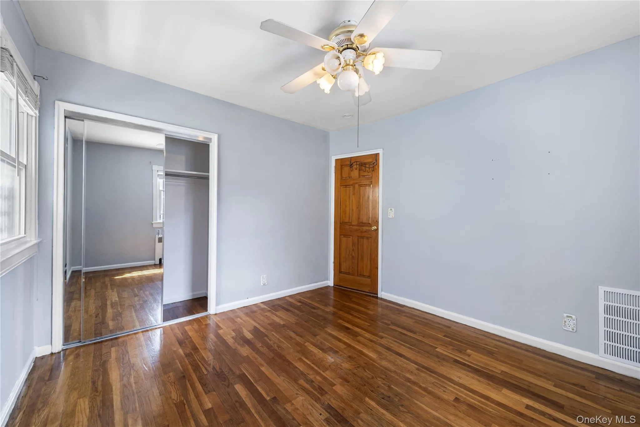 4225 Wilder Avenue, New York, NY, 3 Bedrooms Bedrooms, 5 Rooms Rooms,1 BathroomBathrooms,Residential Lease,For Rent,Wilder,0,1044084 4225 Wilder Avenue, New York, NY, 3 Bedrooms Bedrooms, 5 Rooms Rooms,1 BathroomBathrooms,Residential Lease,For Rent,Wilder,0,1044084