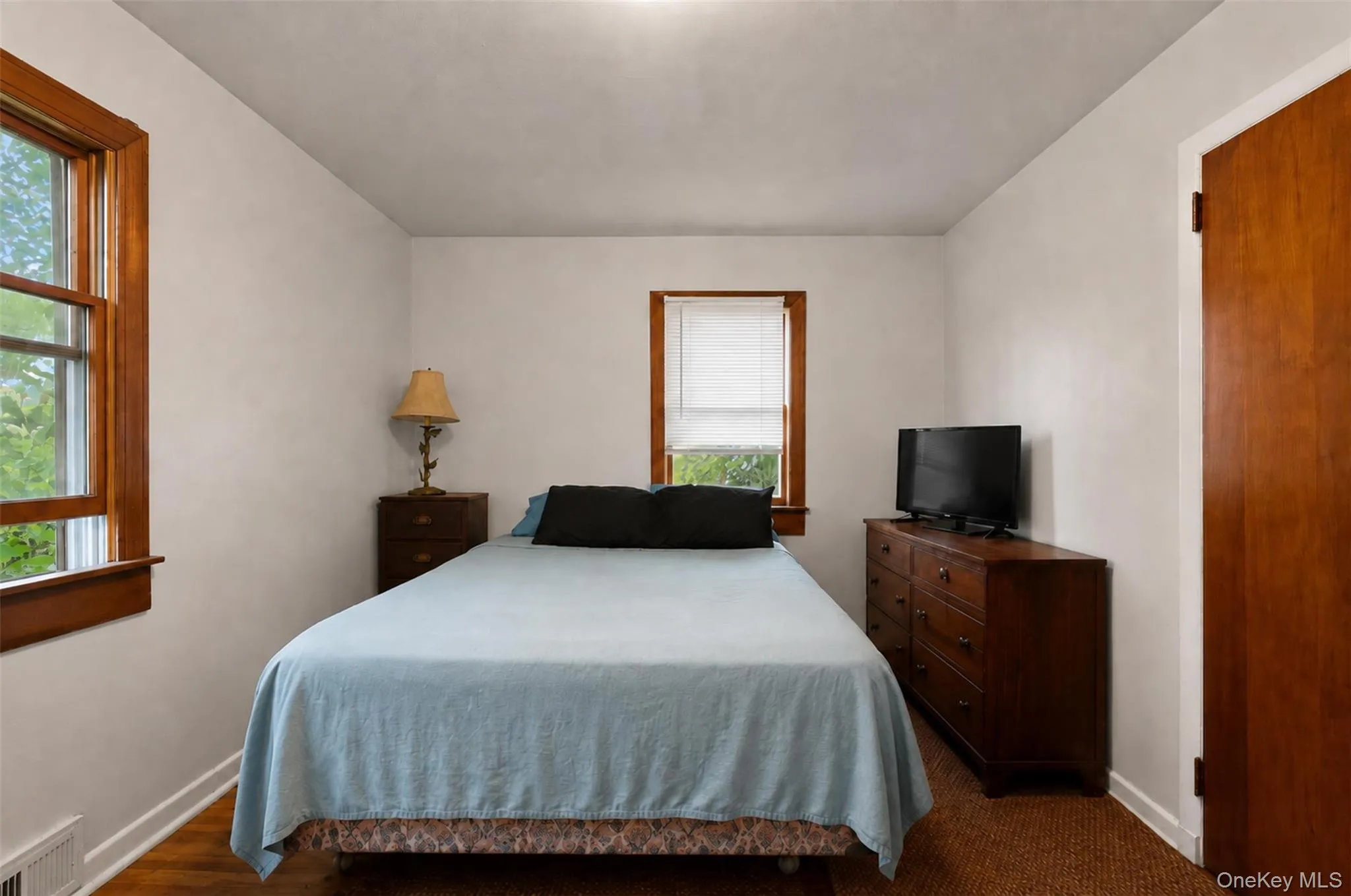 6 Hillside Avenue, Ramapo, NY, 2 Bedrooms Bedrooms, 4 Rooms Rooms,1 BathroomBathrooms,Residential,For Rent,Hillside,0,1044085 6 Hillside Avenue, Ramapo, NY, 2 Bedrooms Bedrooms, 4 Rooms Rooms,1 BathroomBathrooms,Residential,For Rent,Hillside,0,1044085