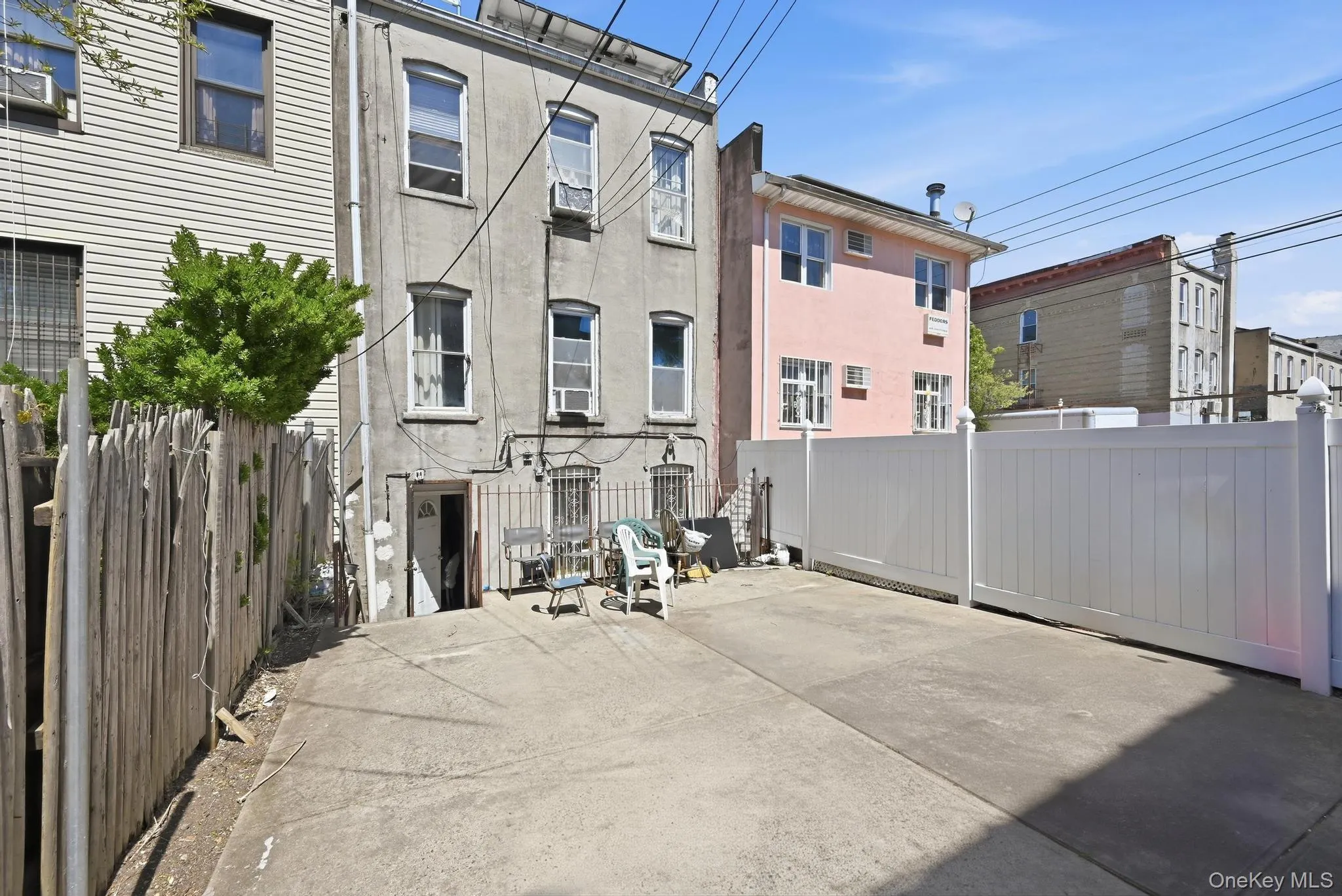 1086 Blake Avenue, New York, NY, 4 Bedrooms Bedrooms, 12 Rooms Rooms,3 BathroomsBathrooms,Residential,For Rent,Blake,0,1044086 1086 Blake Avenue, New York, NY, 4 Bedrooms Bedrooms, 12 Rooms Rooms,3 BathroomsBathrooms,Residential,For Rent,Blake,0,1044086