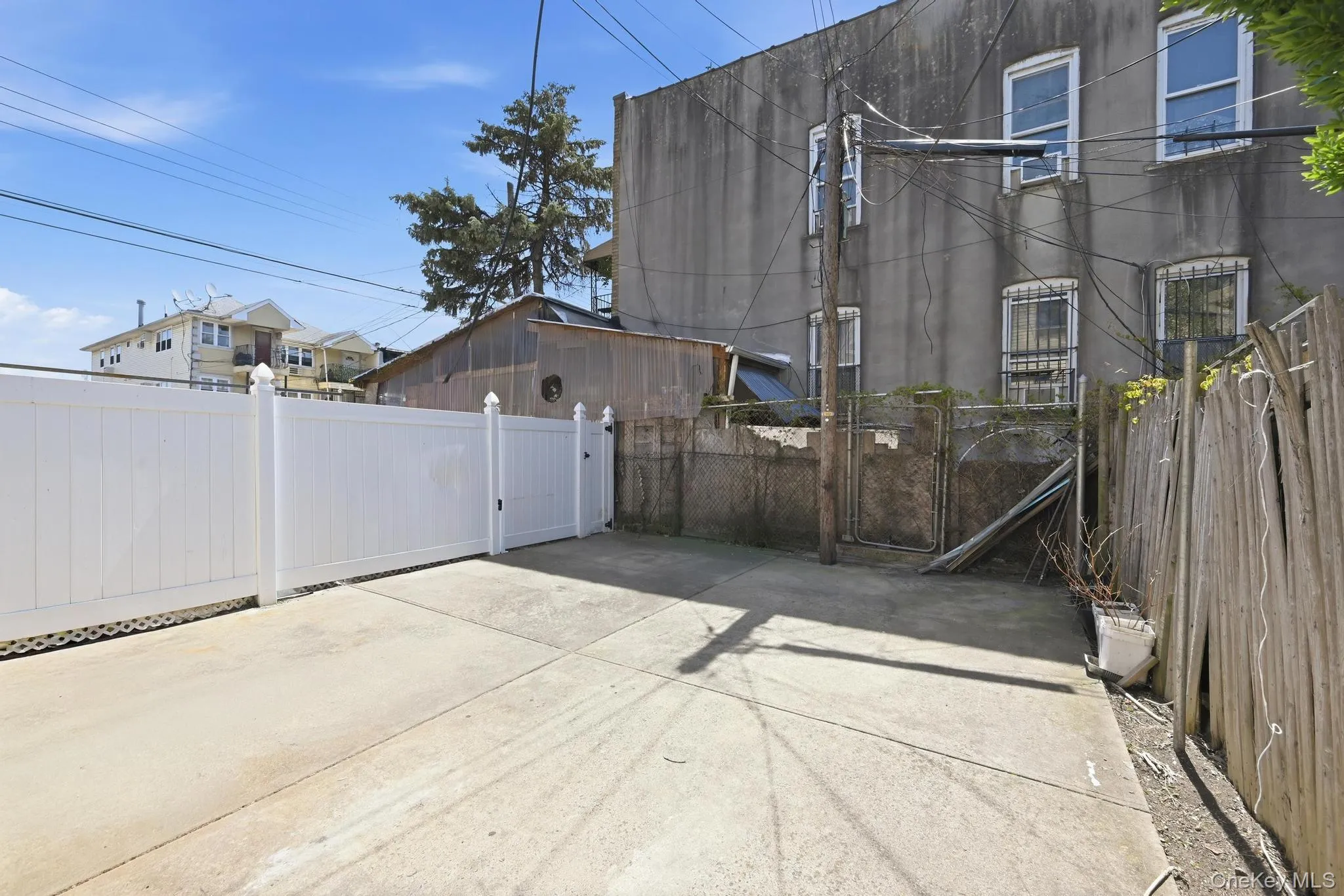 1086 Blake Avenue, New York, NY, 4 Bedrooms Bedrooms, 12 Rooms Rooms,3 BathroomsBathrooms,Residential,For Rent,Blake,0,1044086 1086 Blake Avenue, New York, NY, 4 Bedrooms Bedrooms, 12 Rooms Rooms,3 BathroomsBathrooms,Residential,For Rent,Blake,0,1044086