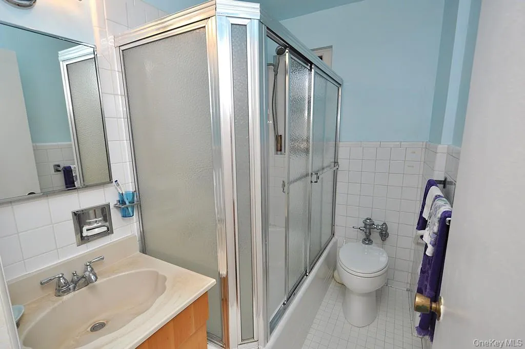 Bathroom Bathroom