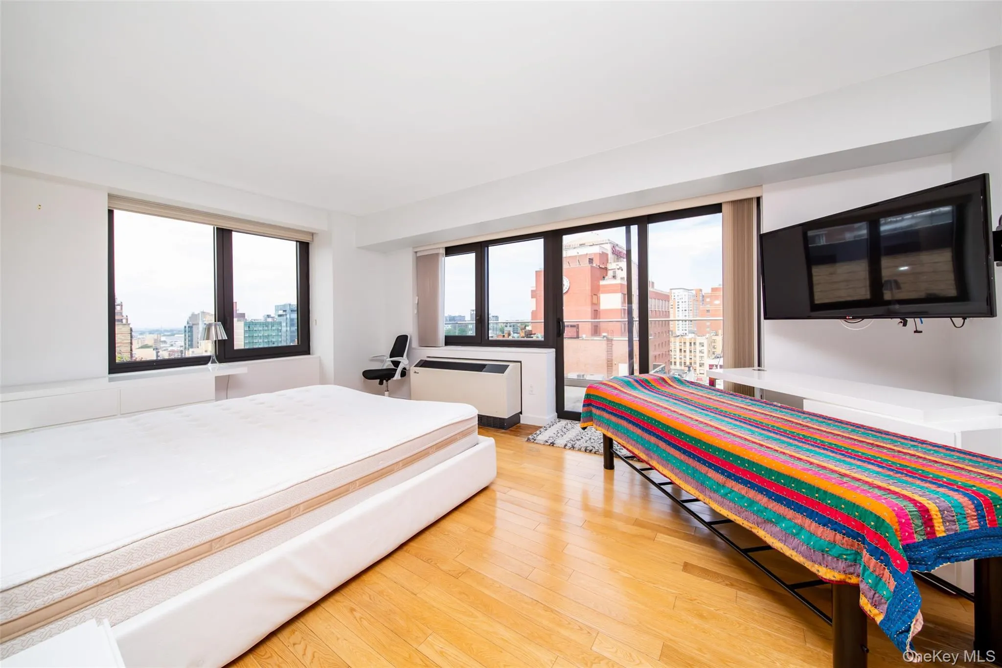 39-16 Prince Street, New York, NY, 3 Bedrooms Bedrooms, 10 Rooms Rooms,3 BathroomsBathrooms,Residential,For Rent,Prince,0,1044091 39-16 Prince Street, New York, NY, 3 Bedrooms Bedrooms, 10 Rooms Rooms,3 BathroomsBathrooms,Residential,For Rent,Prince,0,1044091