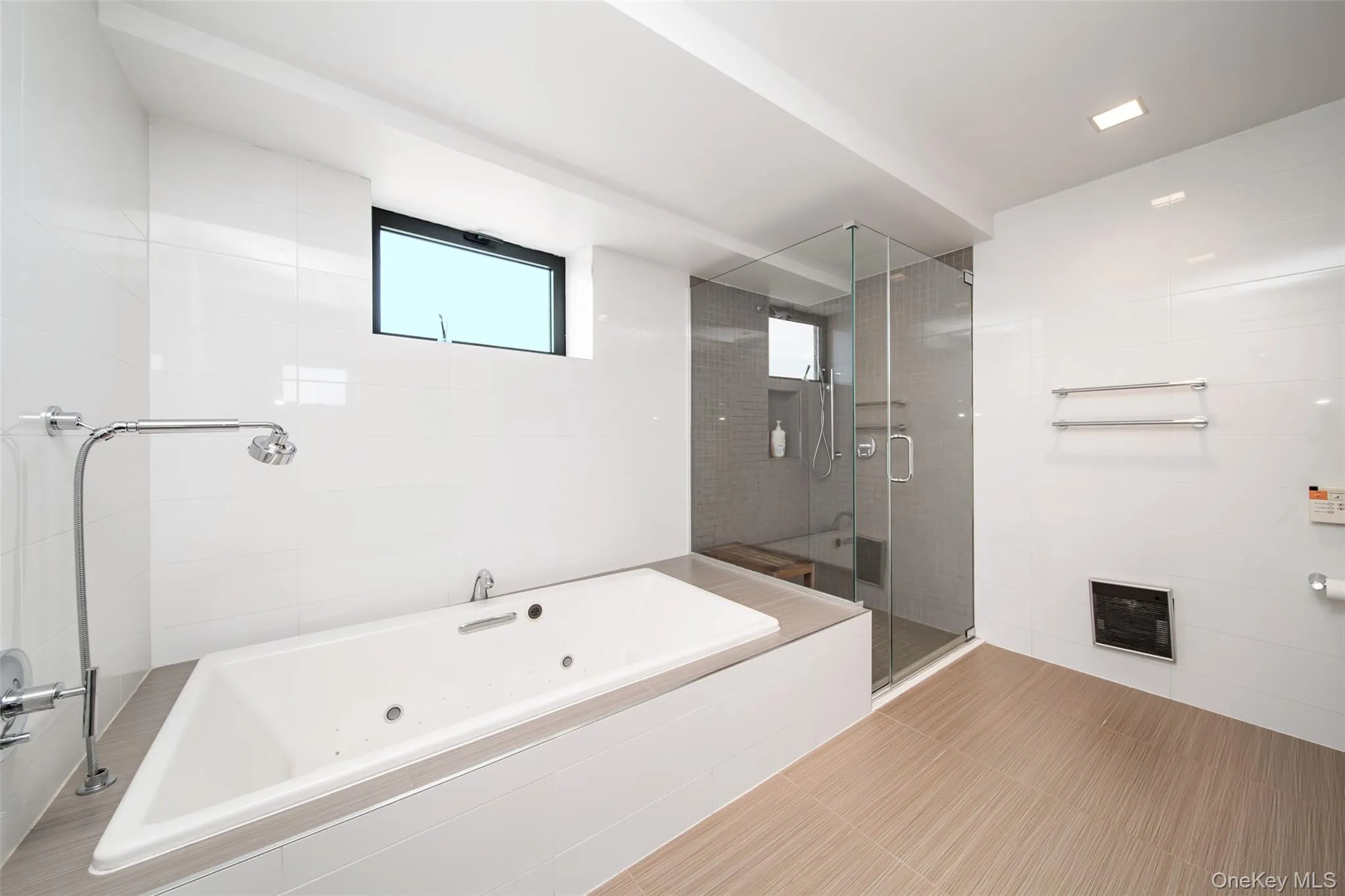 39-16 Prince Street, New York, NY, 3 Bedrooms Bedrooms, 10 Rooms Rooms,3 BathroomsBathrooms,Residential,For Rent,Prince,0,1044091 39-16 Prince Street, New York, NY, 3 Bedrooms Bedrooms, 10 Rooms Rooms,3 BathroomsBathrooms,Residential,For Rent,Prince,0,1044091