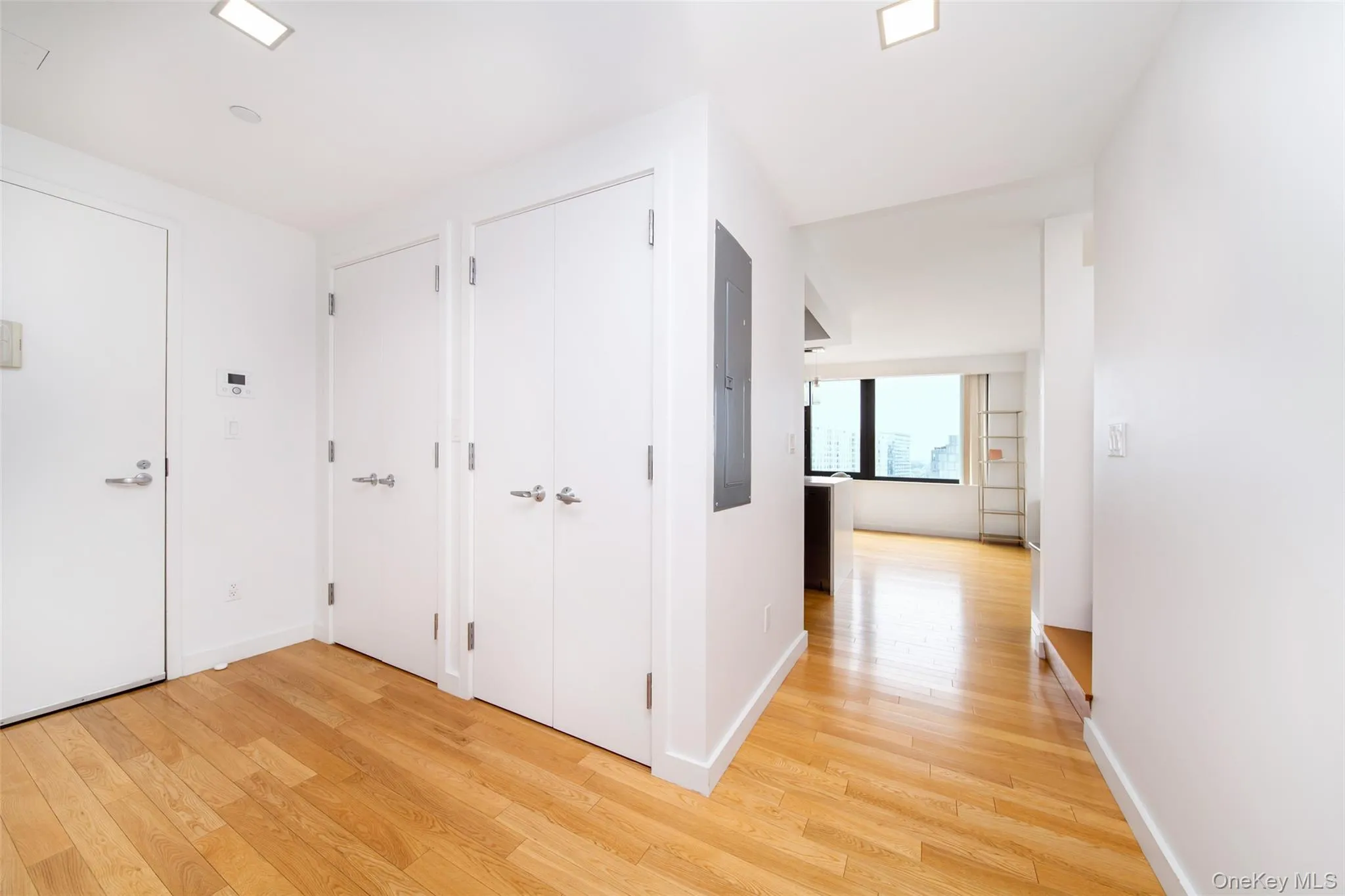 39-16 Prince Street, New York, NY, 3 Bedrooms Bedrooms, 10 Rooms Rooms,3 BathroomsBathrooms,Residential,For Rent,Prince,0,1044091 39-16 Prince Street, New York, NY, 3 Bedrooms Bedrooms, 10 Rooms Rooms,3 BathroomsBathrooms,Residential,For Rent,Prince,0,1044091