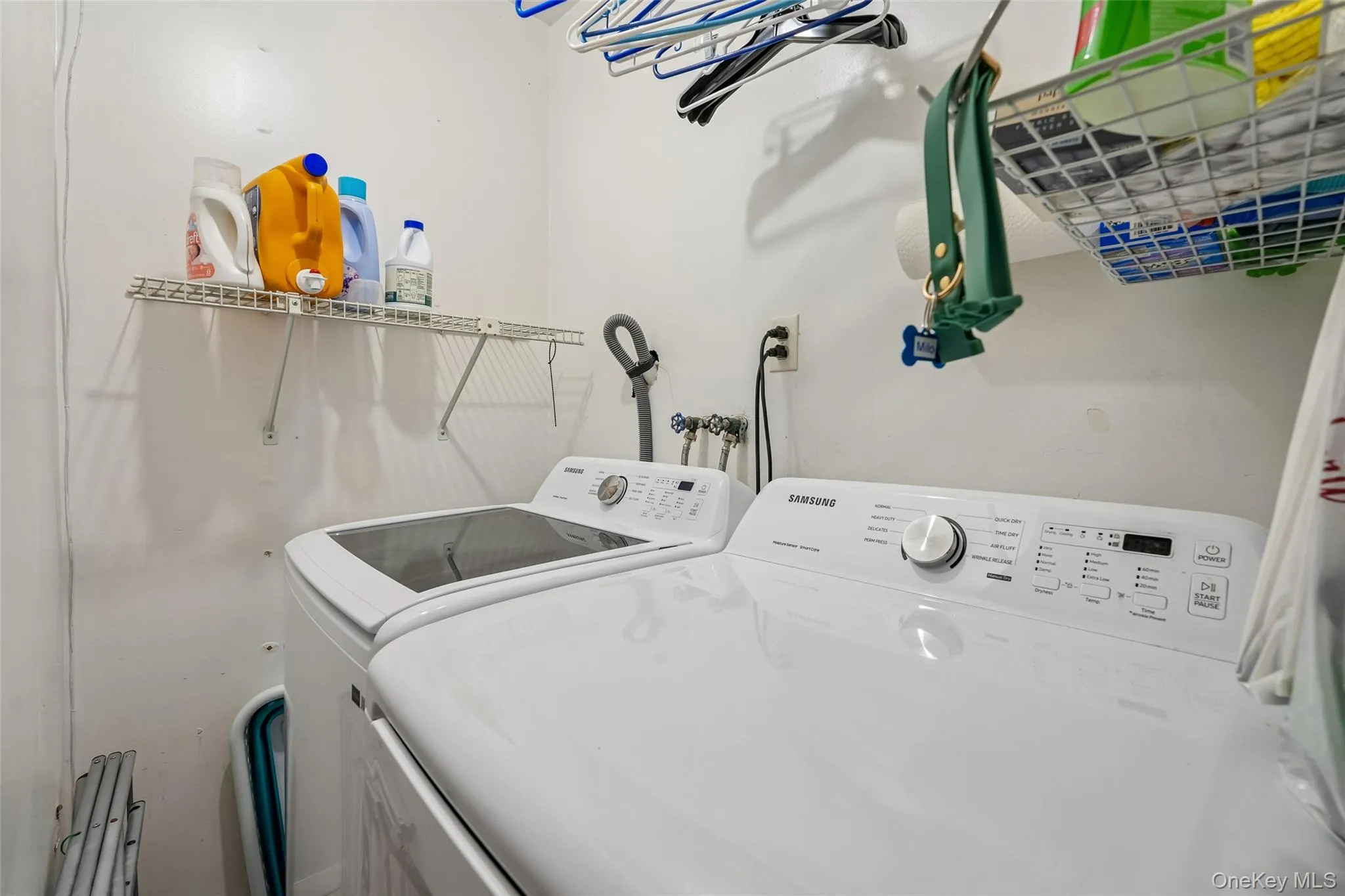 164 Route 303, Clarkstown, NY, 3 Bedrooms Bedrooms, 8 Rooms Rooms,2 BathroomsBathrooms,Residential,For Rent,Route 303,0,1044092 164 Route 303, Clarkstown, NY, 3 Bedrooms Bedrooms, 8 Rooms Rooms,2 BathroomsBathrooms,Residential,For Rent,Route 303,0,1044092