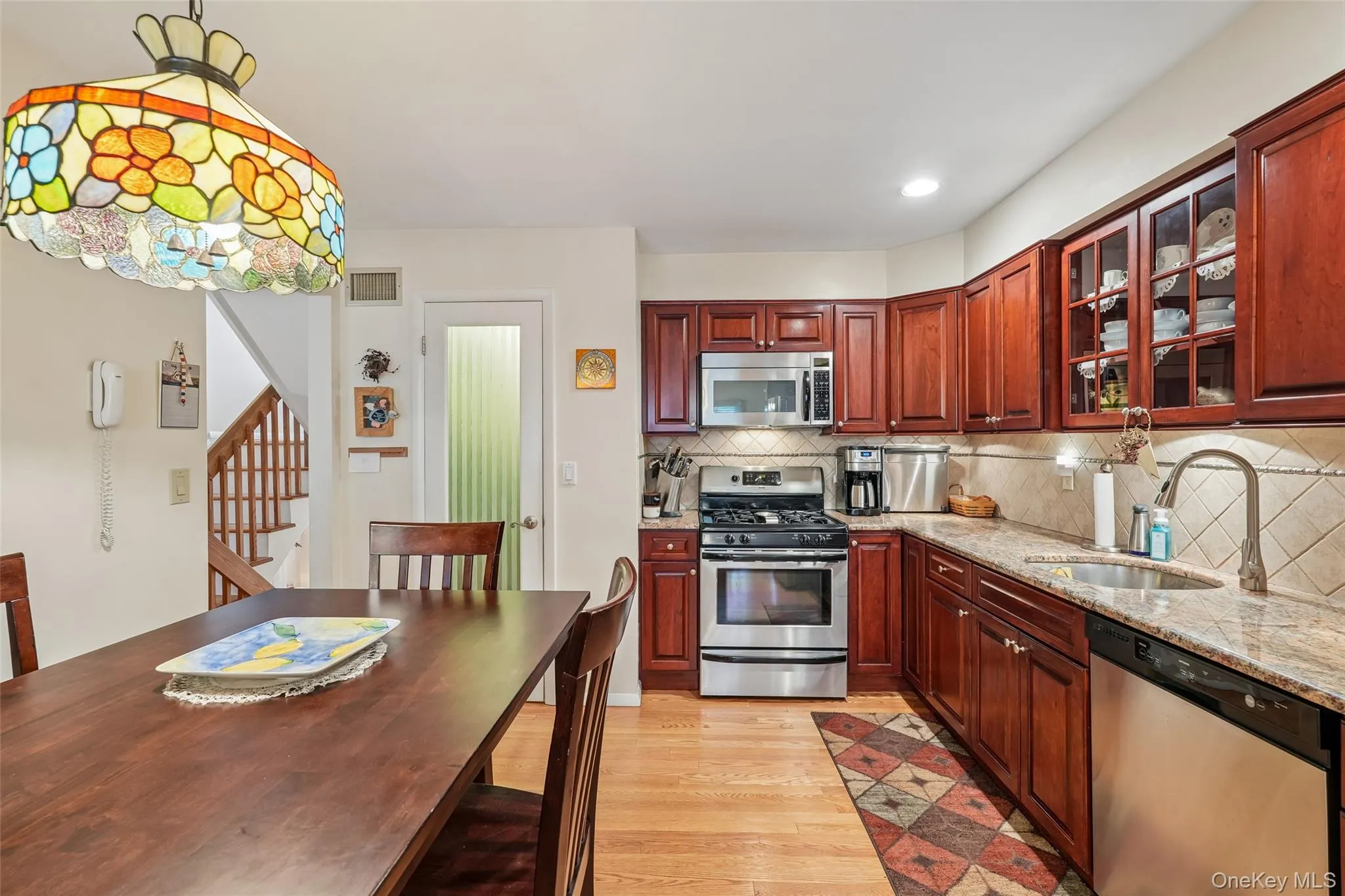 164 Route 303, Clarkstown, NY, 3 Bedrooms Bedrooms, 8 Rooms Rooms,2 BathroomsBathrooms,Residential,For Rent,Route 303,0,1044092 164 Route 303, Clarkstown, NY, 3 Bedrooms Bedrooms, 8 Rooms Rooms,2 BathroomsBathrooms,Residential,For Rent,Route 303,0,1044092
