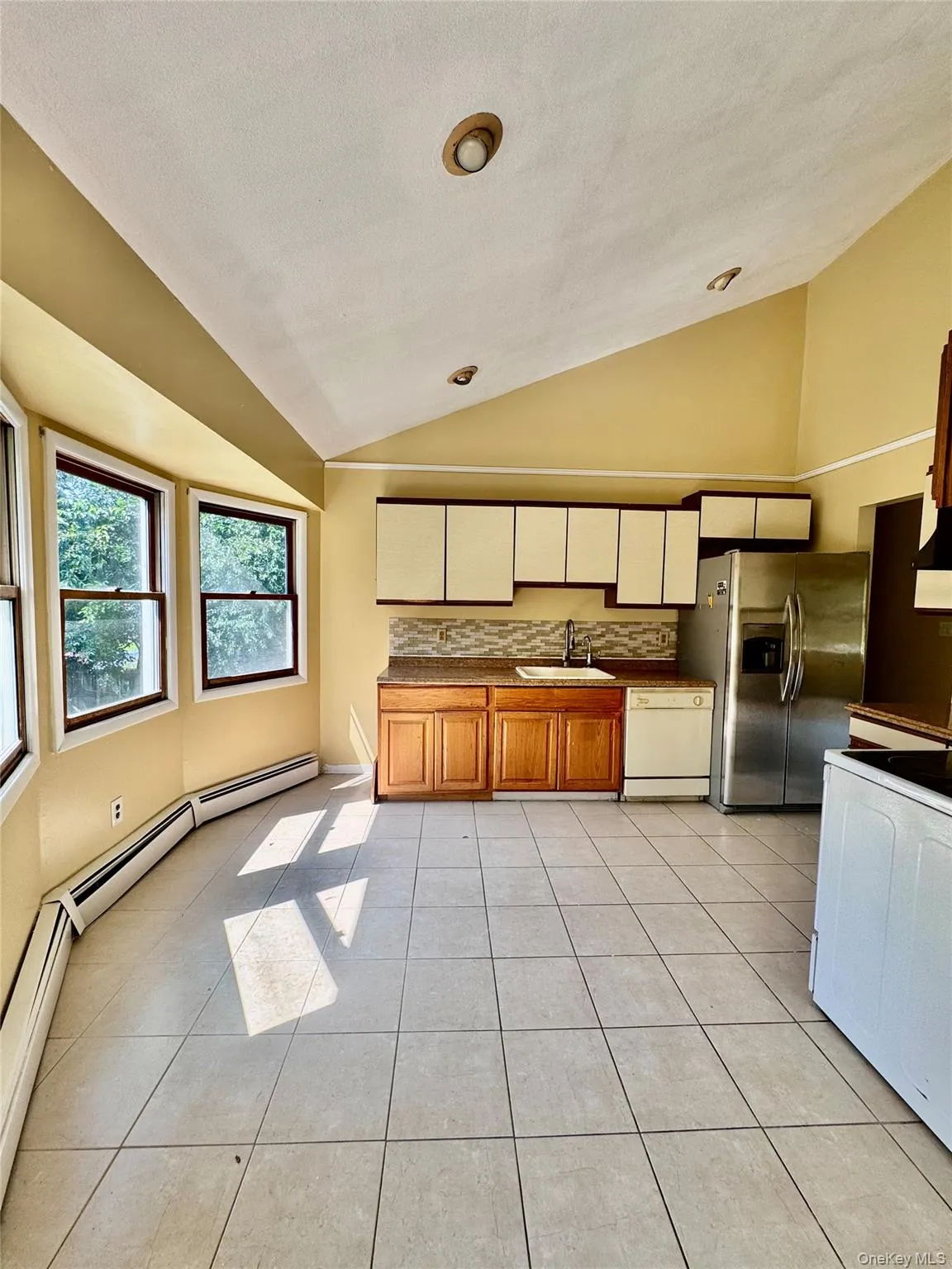 260 Oceanside Street, Islip, NY, 4 Bedrooms Bedrooms, 8 Rooms Rooms,1 BathroomBathrooms,Residential Lease,For Rent,Oceanside,0,1044107 260 Oceanside Street, Islip, NY, 4 Bedrooms Bedrooms, 8 Rooms Rooms,1 BathroomBathrooms,Residential Lease,For Rent,Oceanside,0,1044107