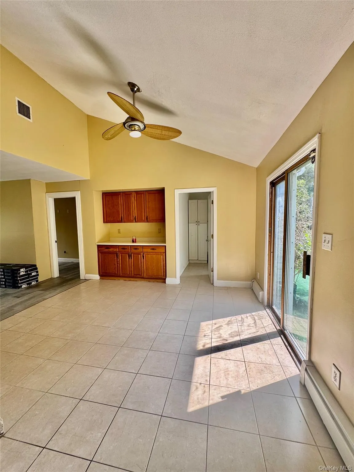260 Oceanside Street, Islip, NY, 4 Bedrooms Bedrooms, 8 Rooms Rooms,1 BathroomBathrooms,Residential Lease,For Rent,Oceanside,0,1044107 260 Oceanside Street, Islip, NY, 4 Bedrooms Bedrooms, 8 Rooms Rooms,1 BathroomBathrooms,Residential Lease,For Rent,Oceanside,0,1044107