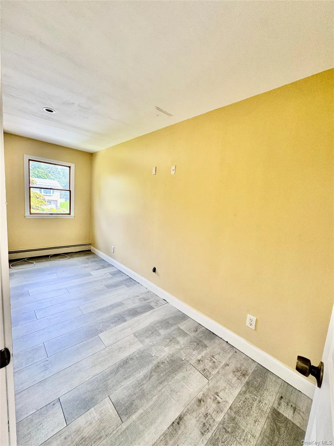 260 Oceanside Street, Islip, NY, 4 Bedrooms Bedrooms, 8 Rooms Rooms,1 BathroomBathrooms,Residential Lease,For Rent,Oceanside,0,1044107 260 Oceanside Street, Islip, NY, 4 Bedrooms Bedrooms, 8 Rooms Rooms,1 BathroomBathrooms,Residential Lease,For Rent,Oceanside,0,1044107