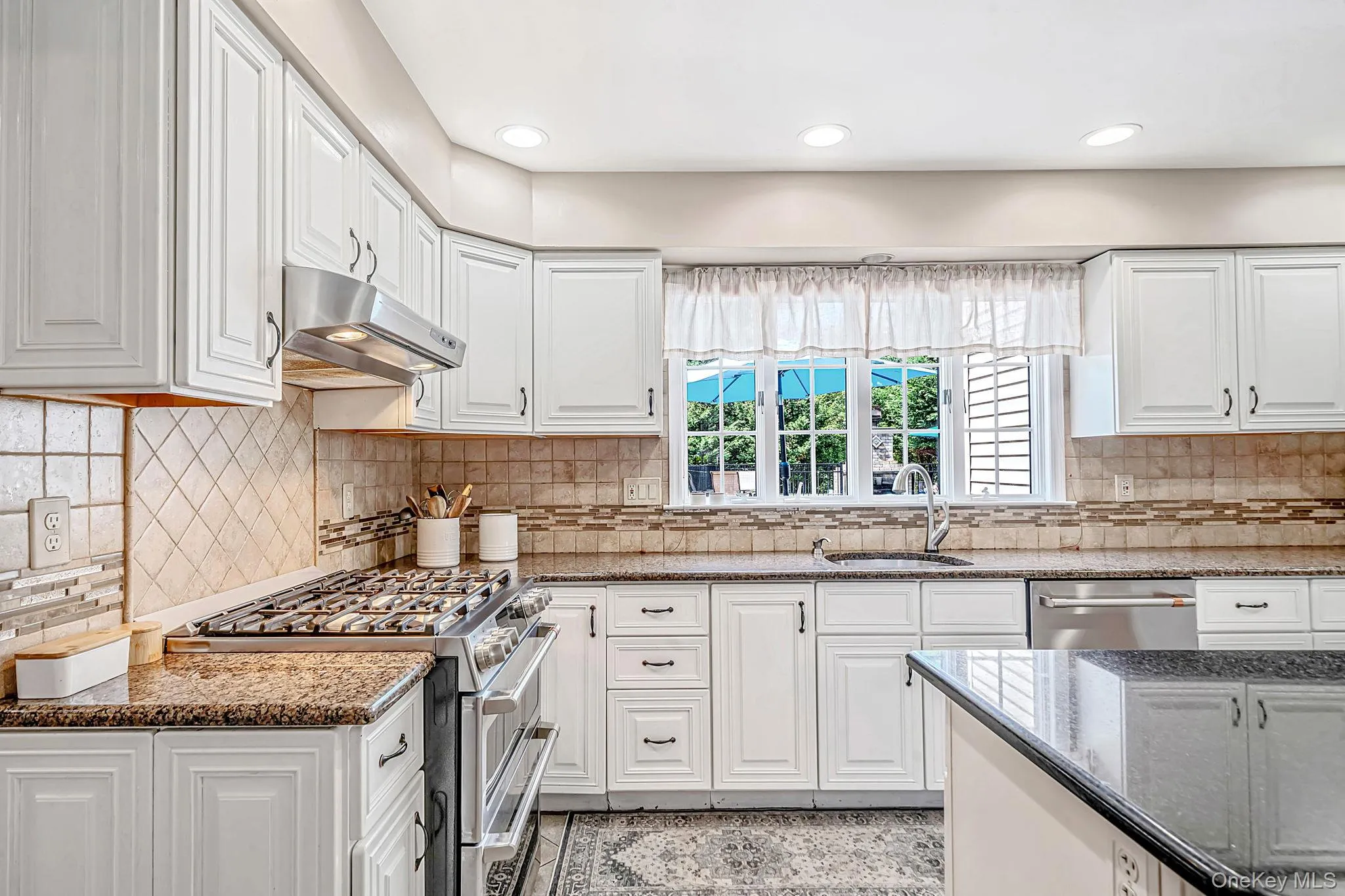 136 Vanderbilt Boulevard, Islip, NY, 5 Bedrooms Bedrooms, 10 Rooms Rooms,3 BathroomsBathrooms,Residential,For Rent,Vanderbilt,0,1044108 136 Vanderbilt Boulevard, Islip, NY, 5 Bedrooms Bedrooms, 10 Rooms Rooms,3 BathroomsBathrooms,Residential,For Rent,Vanderbilt,0,1044108