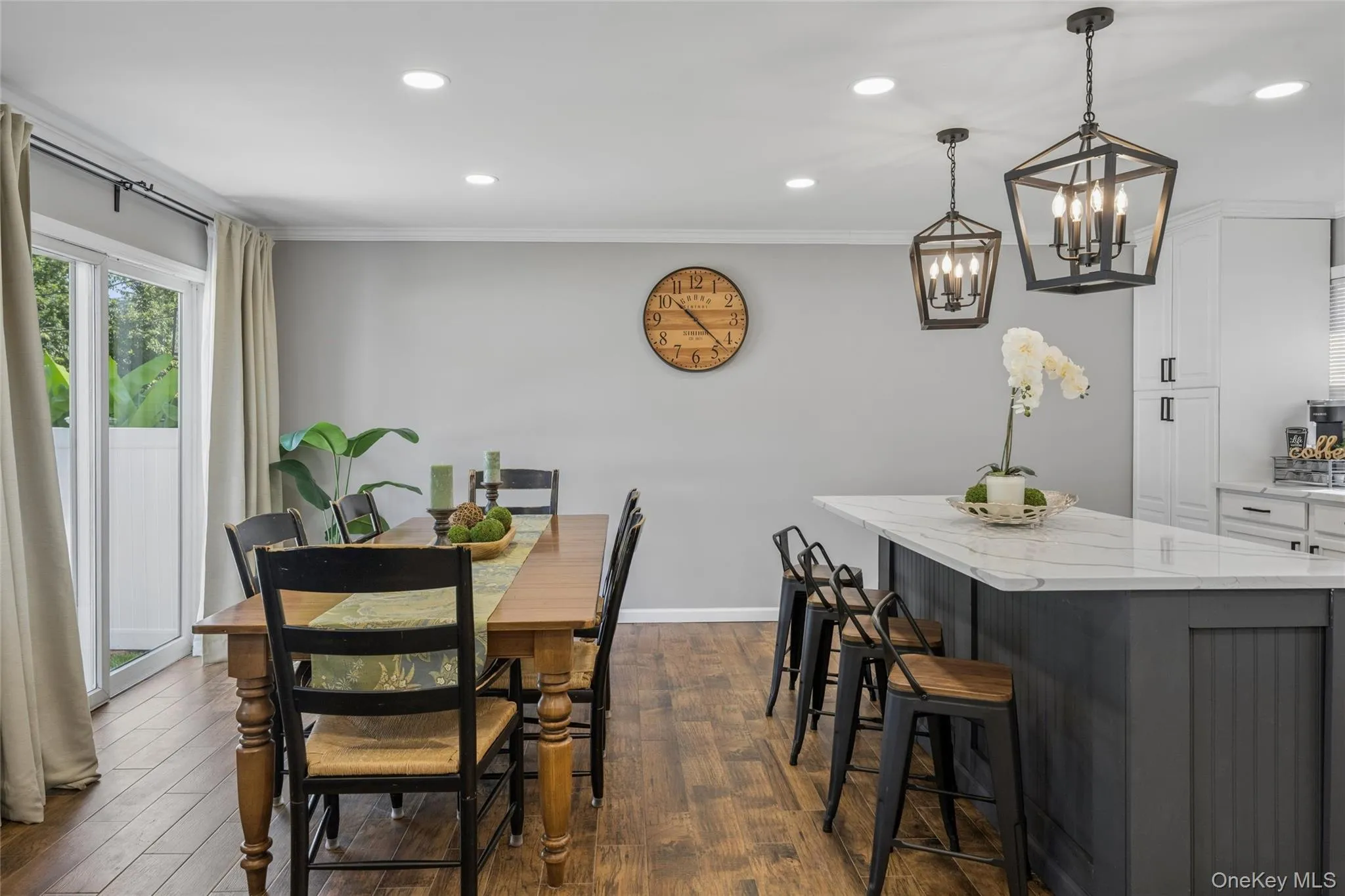 12 Lillian Lane, Oyster Bay, NY, 3 Bedrooms Bedrooms, 6 Rooms Rooms,2 BathroomsBathrooms,Residential,For Rent,Lillian,0,1044110 12 Lillian Lane, Oyster Bay, NY, 3 Bedrooms Bedrooms, 6 Rooms Rooms,2 BathroomsBathrooms,Residential,For Rent,Lillian,0,1044110