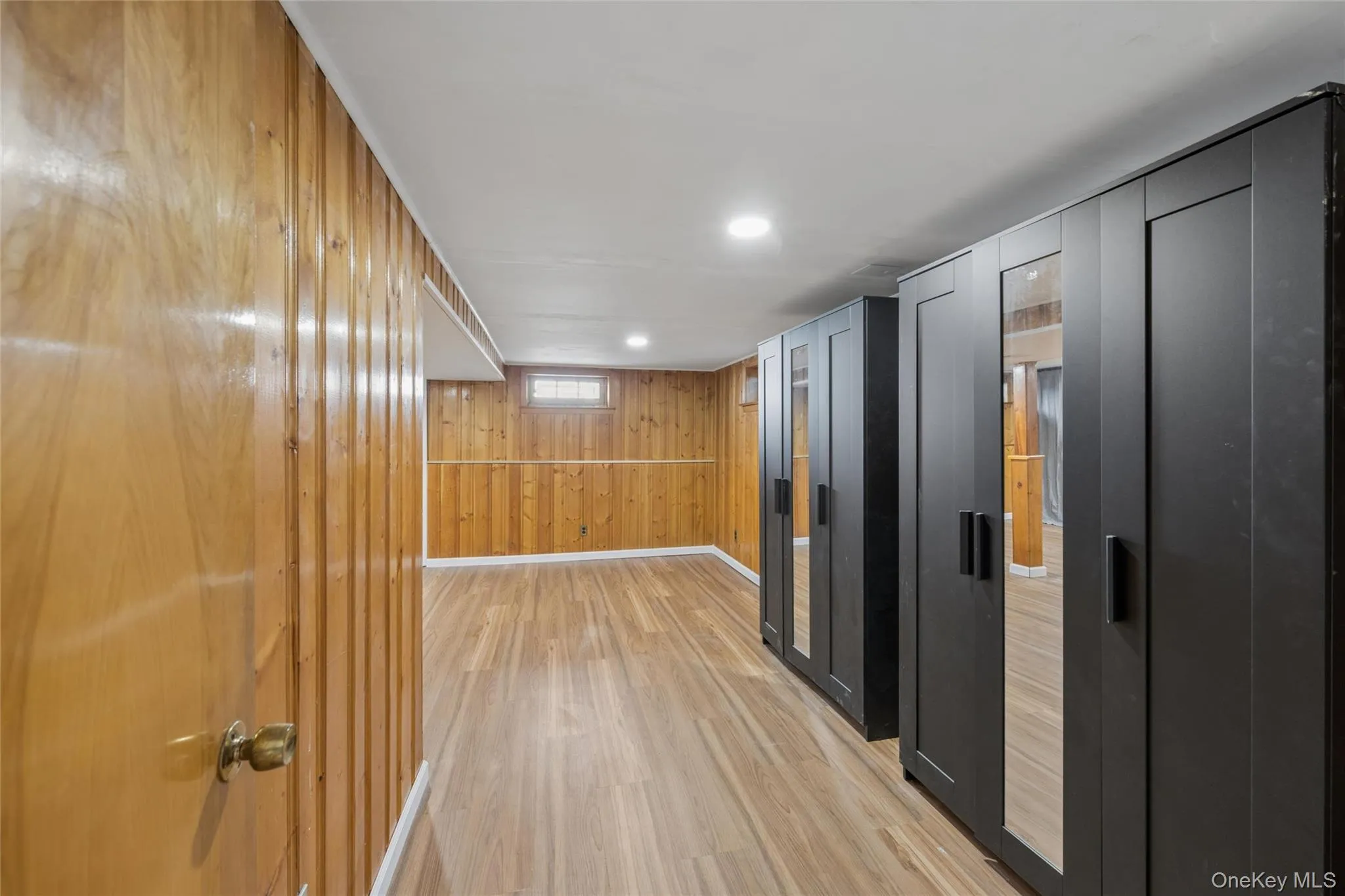 12 Lillian Lane, Oyster Bay, NY, 3 Bedrooms Bedrooms, 6 Rooms Rooms,2 BathroomsBathrooms,Residential,For Rent,Lillian,0,1044110 12 Lillian Lane, Oyster Bay, NY, 3 Bedrooms Bedrooms, 6 Rooms Rooms,2 BathroomsBathrooms,Residential,For Rent,Lillian,0,1044110