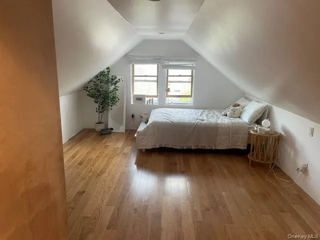 88-27 Aubery Ave., New York, NY, 5 Bedrooms Bedrooms, 8 Rooms Rooms,1 BathroomBathrooms,Residential Lease,For Rent,Aubery Ave.,0,1044111 88-27 Aubery Ave., New York, NY, 5 Bedrooms Bedrooms, 8 Rooms Rooms,1 BathroomBathrooms,Residential Lease,For Rent,Aubery Ave.,0,1044111