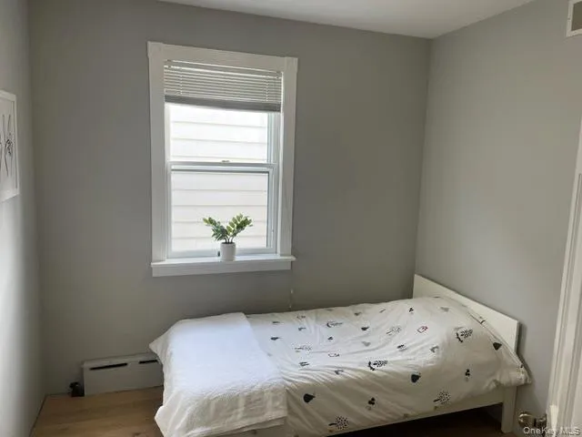 88-27 Aubery Ave., New York, NY, 5 Bedrooms Bedrooms, 8 Rooms Rooms,1 BathroomBathrooms,Residential Lease,For Rent,Aubery Ave.,0,1044111 88-27 Aubery Ave., New York, NY, 5 Bedrooms Bedrooms, 8 Rooms Rooms,1 BathroomBathrooms,Residential Lease,For Rent,Aubery Ave.,0,1044111