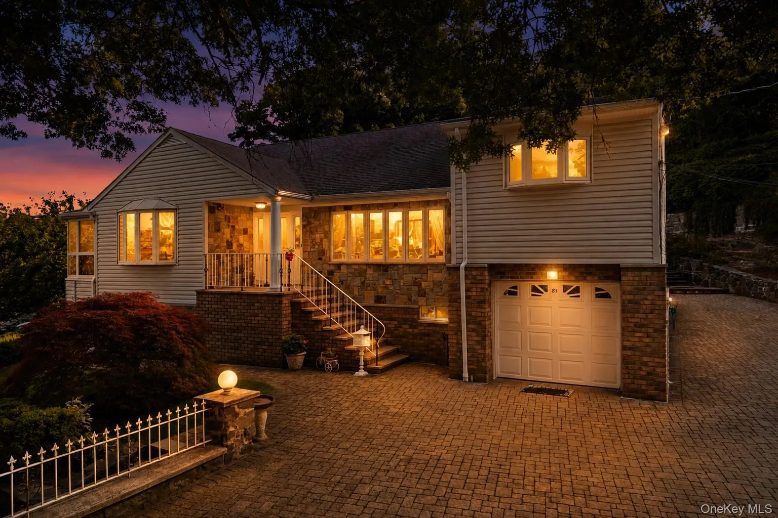 81 Avondale Road, Yonkers, NY, 4 Bedrooms Bedrooms, 12 Rooms Rooms,3 BathroomsBathrooms,Residential,For Rent,Avondale,0,1044113 81 Avondale Road, Yonkers, NY, 4 Bedrooms Bedrooms, 12 Rooms Rooms,3 BathroomsBathrooms,Residential,For Rent,Avondale,0,1044113