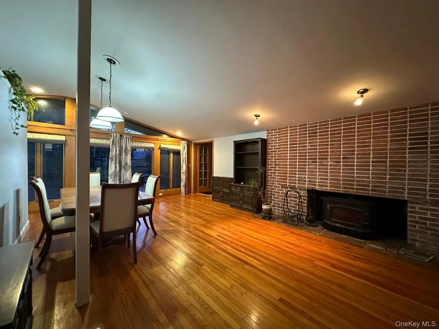 43 Tephanic Avenue, Monroe, NY, 4 Bedrooms Bedrooms, 9 Rooms Rooms,2 BathroomsBathrooms,Residential Lease,For Rent,Tephanic,0,1044119 43 Tephanic Avenue, Monroe, NY, 4 Bedrooms Bedrooms, 9 Rooms Rooms,2 BathroomsBathrooms,Residential Lease,For Rent,Tephanic,0,1044119