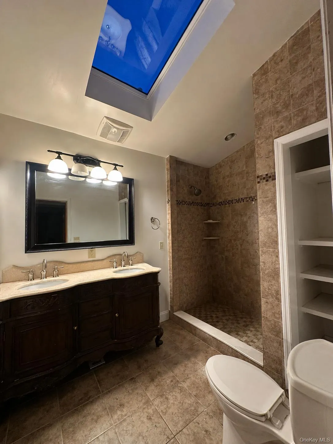 43 Tephanic Avenue, Monroe, NY, 4 Bedrooms Bedrooms, 9 Rooms Rooms,2 BathroomsBathrooms,Residential Lease,For Rent,Tephanic,0,1044119 43 Tephanic Avenue, Monroe, NY, 4 Bedrooms Bedrooms, 9 Rooms Rooms,2 BathroomsBathrooms,Residential Lease,For Rent,Tephanic,0,1044119
