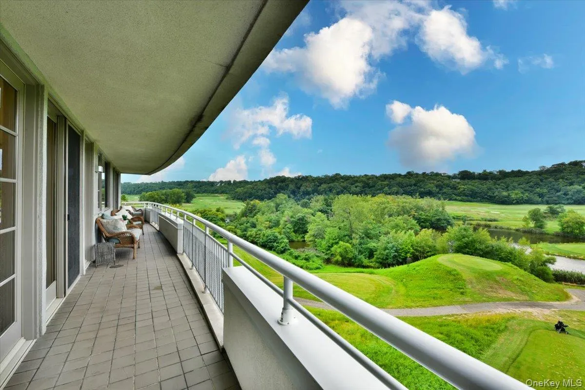 100 Harbor View Drive, North Hempstead, NY, 2 Bedrooms Bedrooms, 5 Rooms Rooms,3 BathroomsBathrooms,Residential,For Rent,Harbor View,0,1044121 100 Harbor View Drive, North Hempstead, NY, 2 Bedrooms Bedrooms, 5 Rooms Rooms,3 BathroomsBathrooms,Residential,For Rent,Harbor View,0,1044121