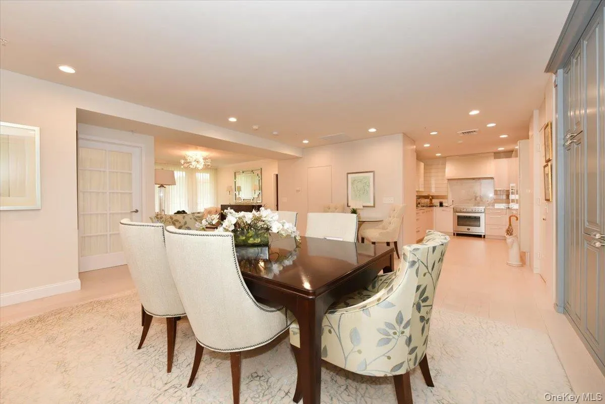 100 Harbor View Drive, North Hempstead, NY, 2 Bedrooms Bedrooms, 5 Rooms Rooms,3 BathroomsBathrooms,Residential,For Rent,Harbor View,0,1044121 100 Harbor View Drive, North Hempstead, NY, 2 Bedrooms Bedrooms, 5 Rooms Rooms,3 BathroomsBathrooms,Residential,For Rent,Harbor View,0,1044121