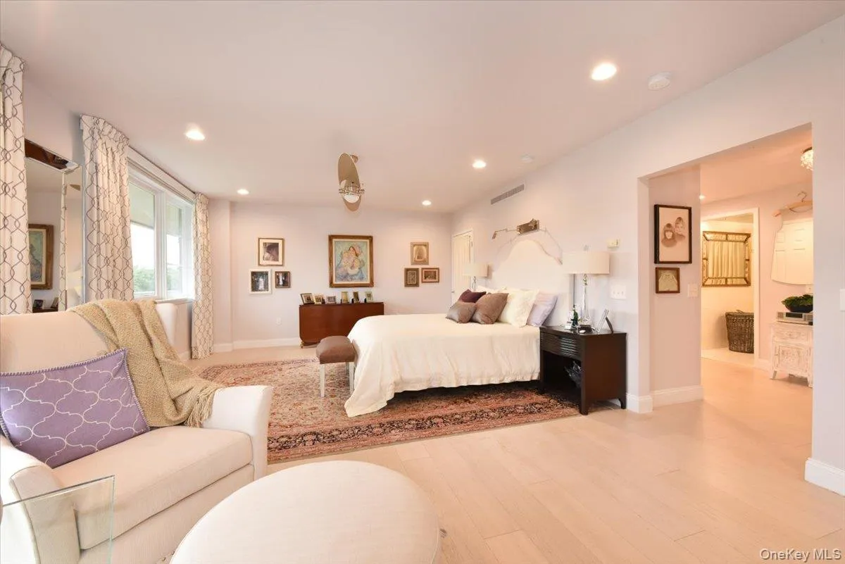 100 Harbor View Drive, North Hempstead, NY, 2 Bedrooms Bedrooms, 5 Rooms Rooms,3 BathroomsBathrooms,Residential,For Rent,Harbor View,0,1044121 100 Harbor View Drive, North Hempstead, NY, 2 Bedrooms Bedrooms, 5 Rooms Rooms,3 BathroomsBathrooms,Residential,For Rent,Harbor View,0,1044121