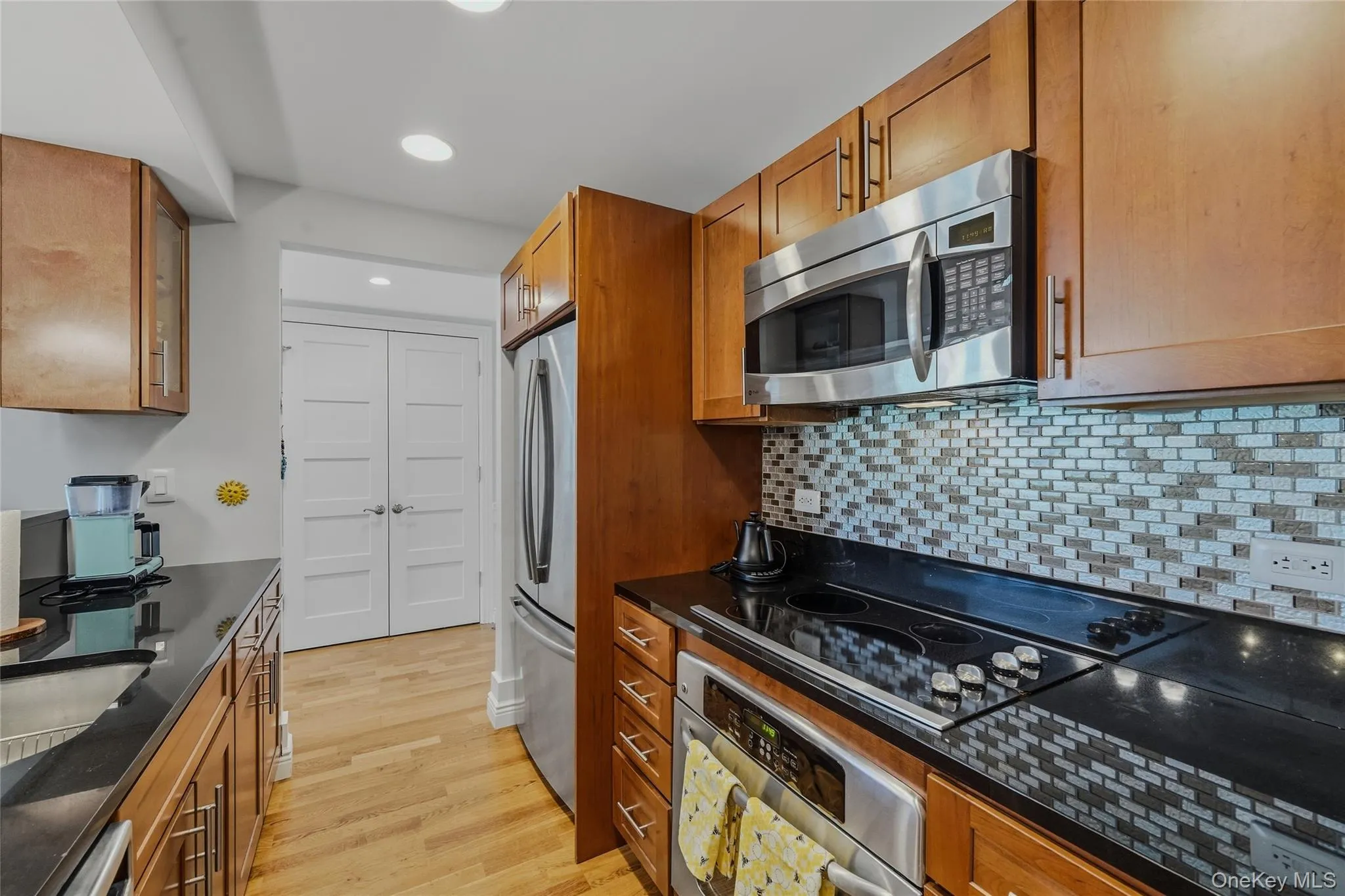 225 Stanley Avenue, Mamaroneck, NY, 1 Bedroom Bedrooms, 3 Rooms Rooms,1 BathroomBathrooms,Residential,For Rent,Stanley,0,1044124 225 Stanley Avenue, Mamaroneck, NY, 1 Bedroom Bedrooms, 3 Rooms Rooms,1 BathroomBathrooms,Residential,For Rent,Stanley,0,1044124