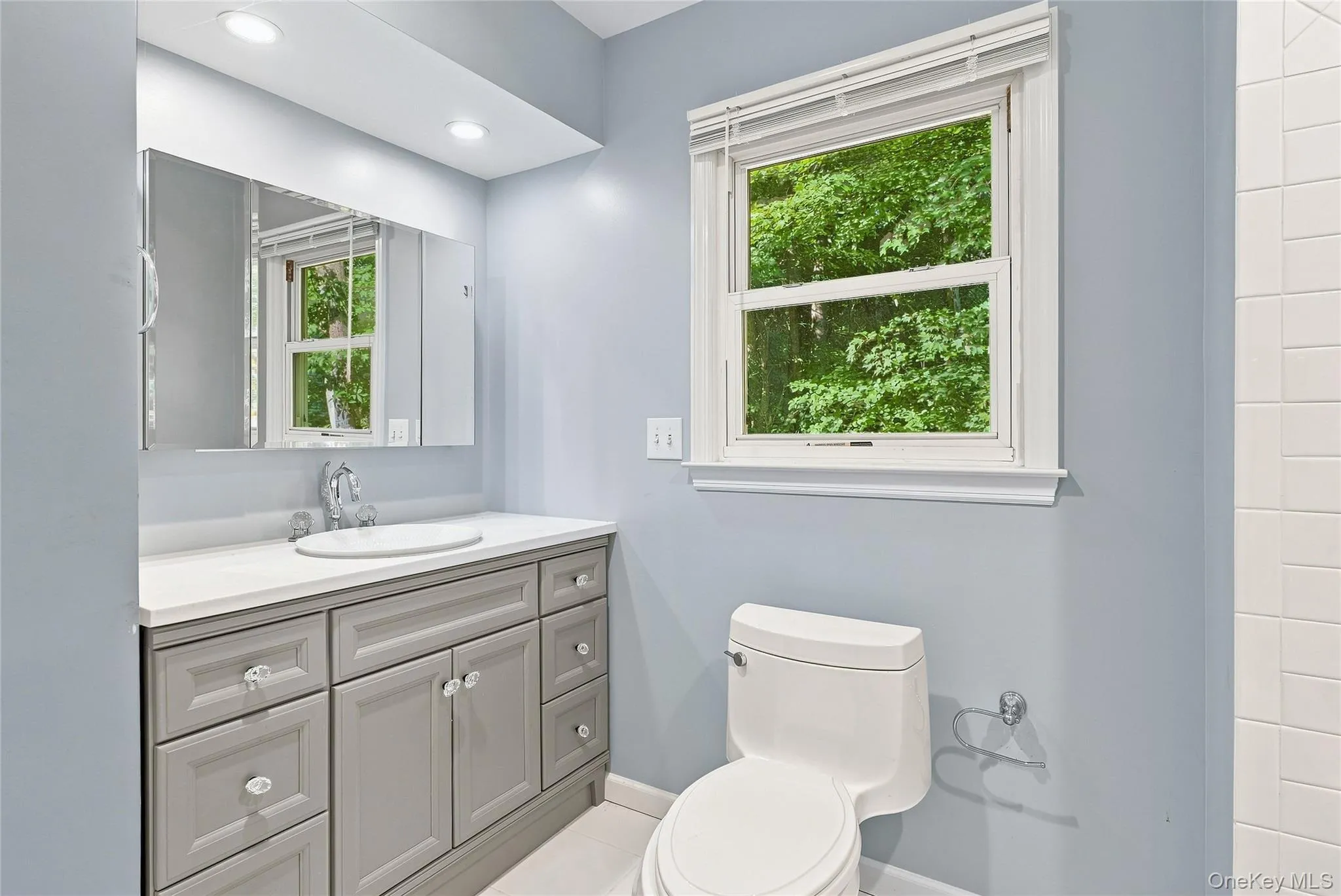 2nd full bathroom 2nd full bathroom