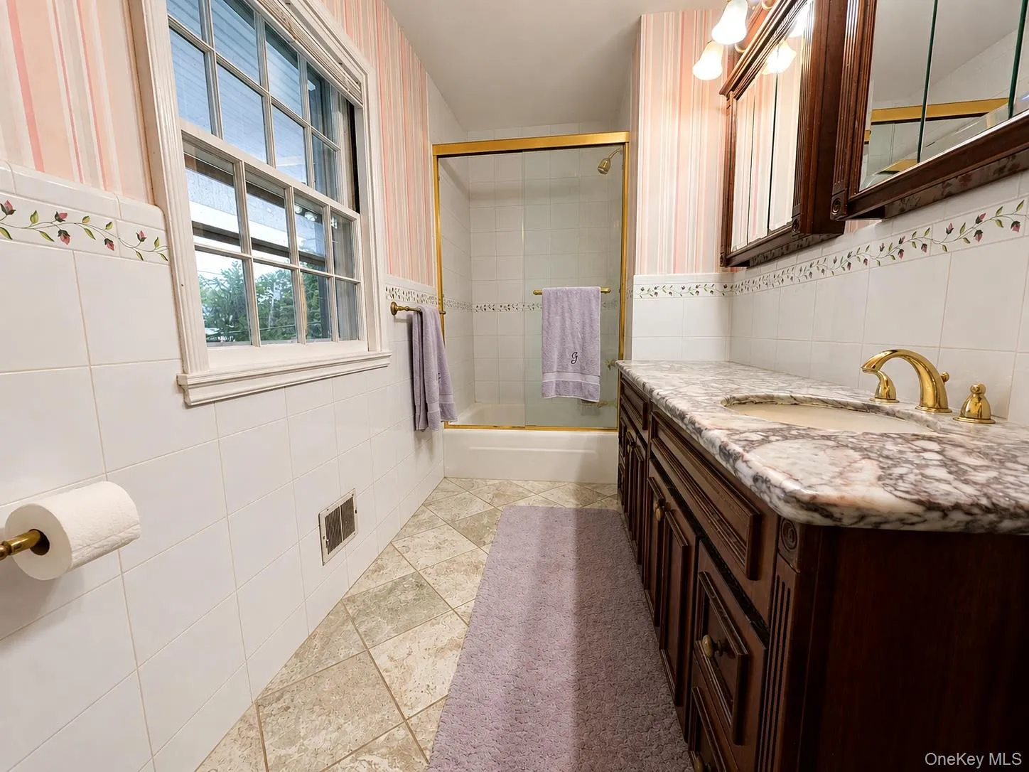 31 Griffen Avenue, Scarsdale, NY, 4 Bedrooms Bedrooms, 10 Rooms Rooms,3 BathroomsBathrooms,Residential,For Rent,Griffen,0,1044129 31 Griffen Avenue, Scarsdale, NY, 4 Bedrooms Bedrooms, 10 Rooms Rooms,3 BathroomsBathrooms,Residential,For Rent,Griffen,0,1044129