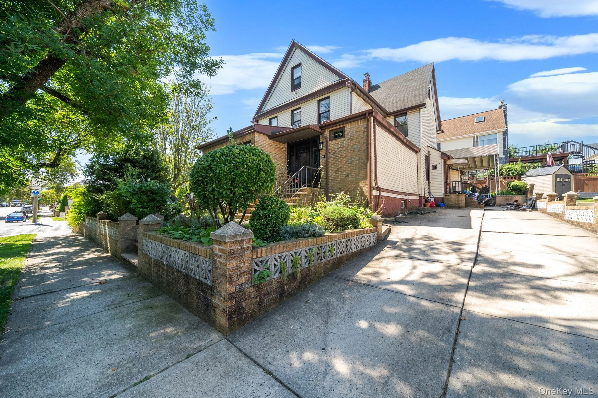 646 Clintonville Street, New York, NY, 5 Bedrooms Bedrooms, 10 Rooms Rooms,4 BathroomsBathrooms,Residential,For Rent,Clintonville,0,1044134 646 Clintonville Street, New York, NY, 5 Bedrooms Bedrooms, 10 Rooms Rooms,4 BathroomsBathrooms,Residential,For Rent,Clintonville,0,1044134